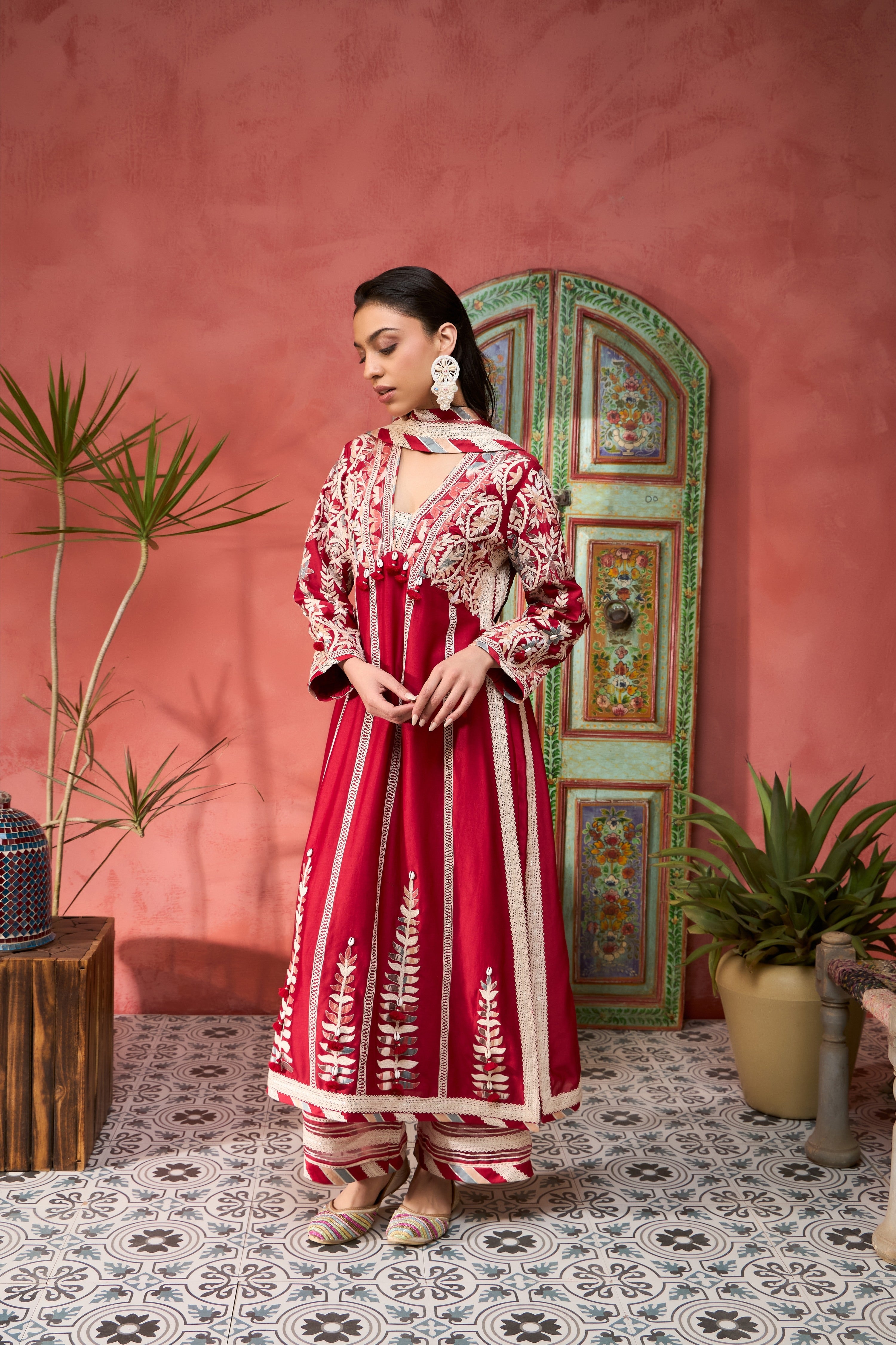 Ikat Applique Long V-Neck With Pants