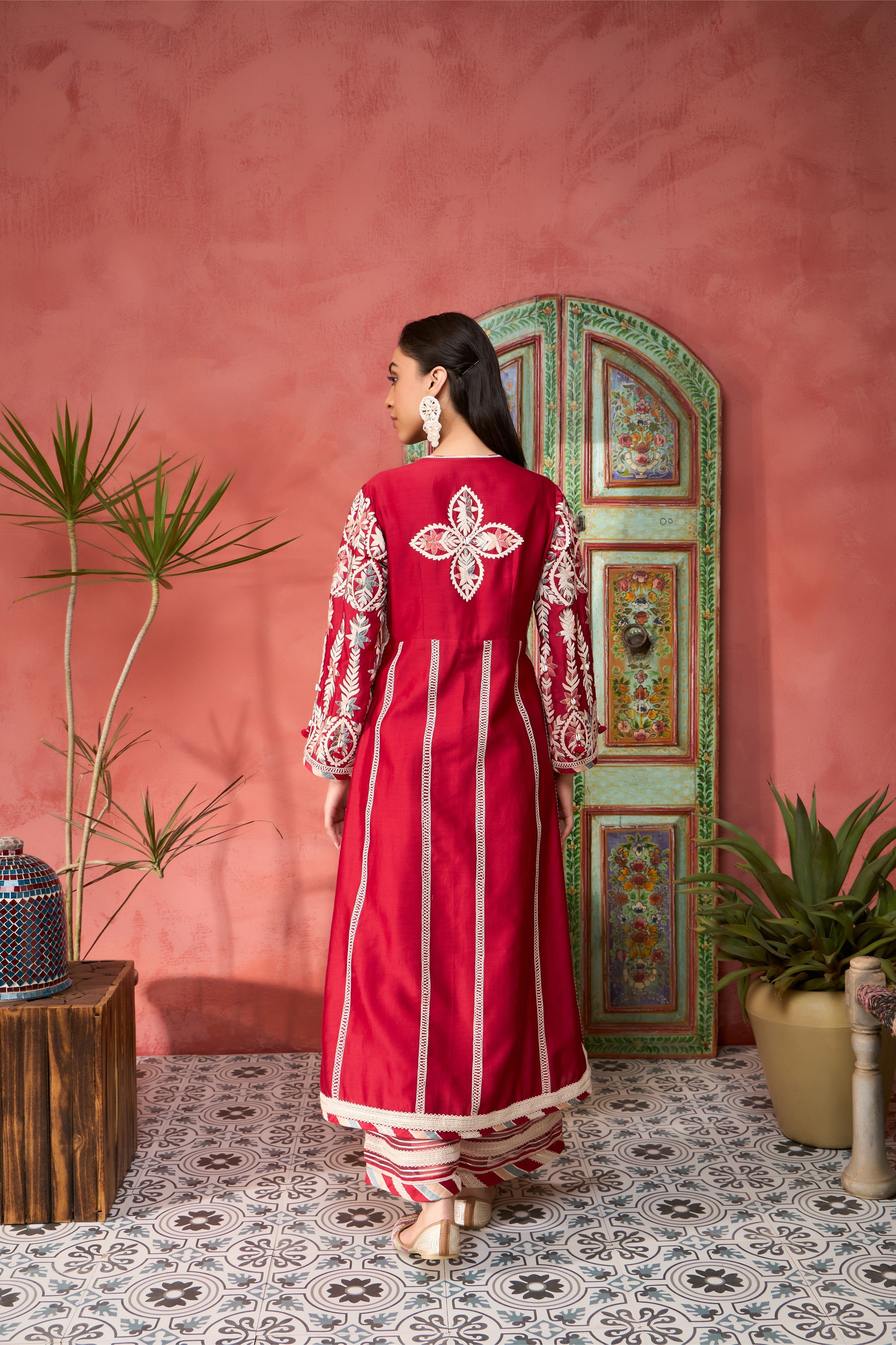 Ikat Applique Long V-Neck With Pants