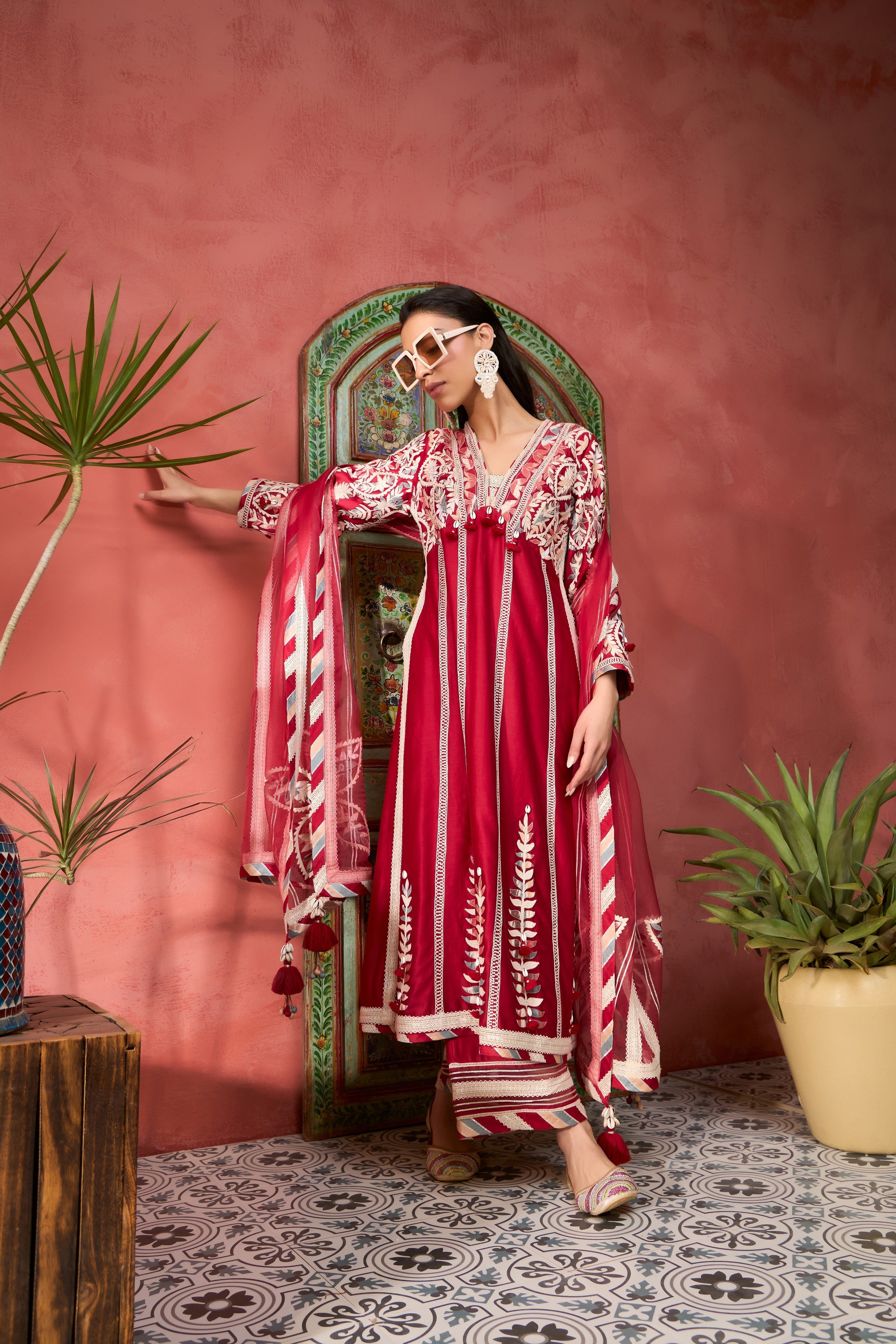 Ikat Applique Long V-Neck With Pants