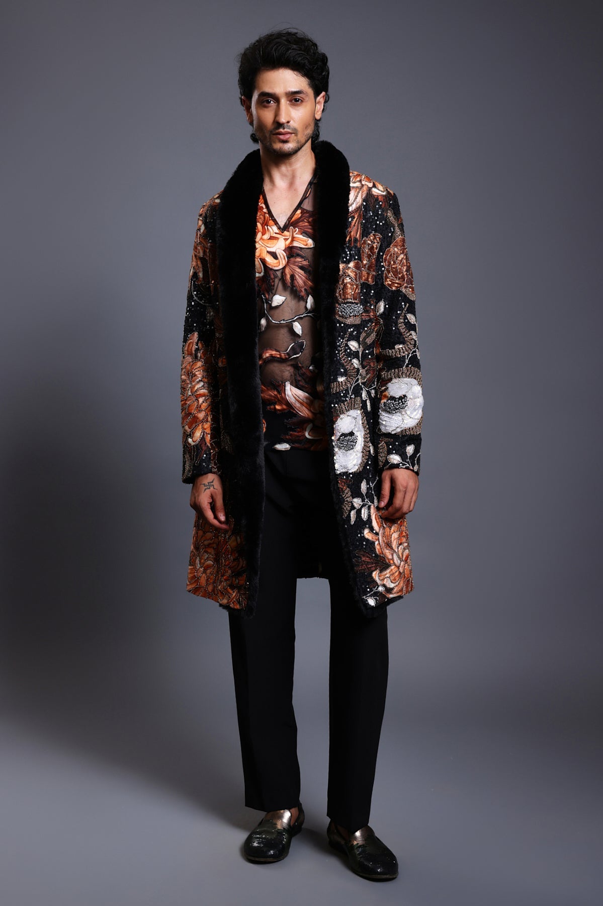 Cf Embroidered Snake Overcoat Black