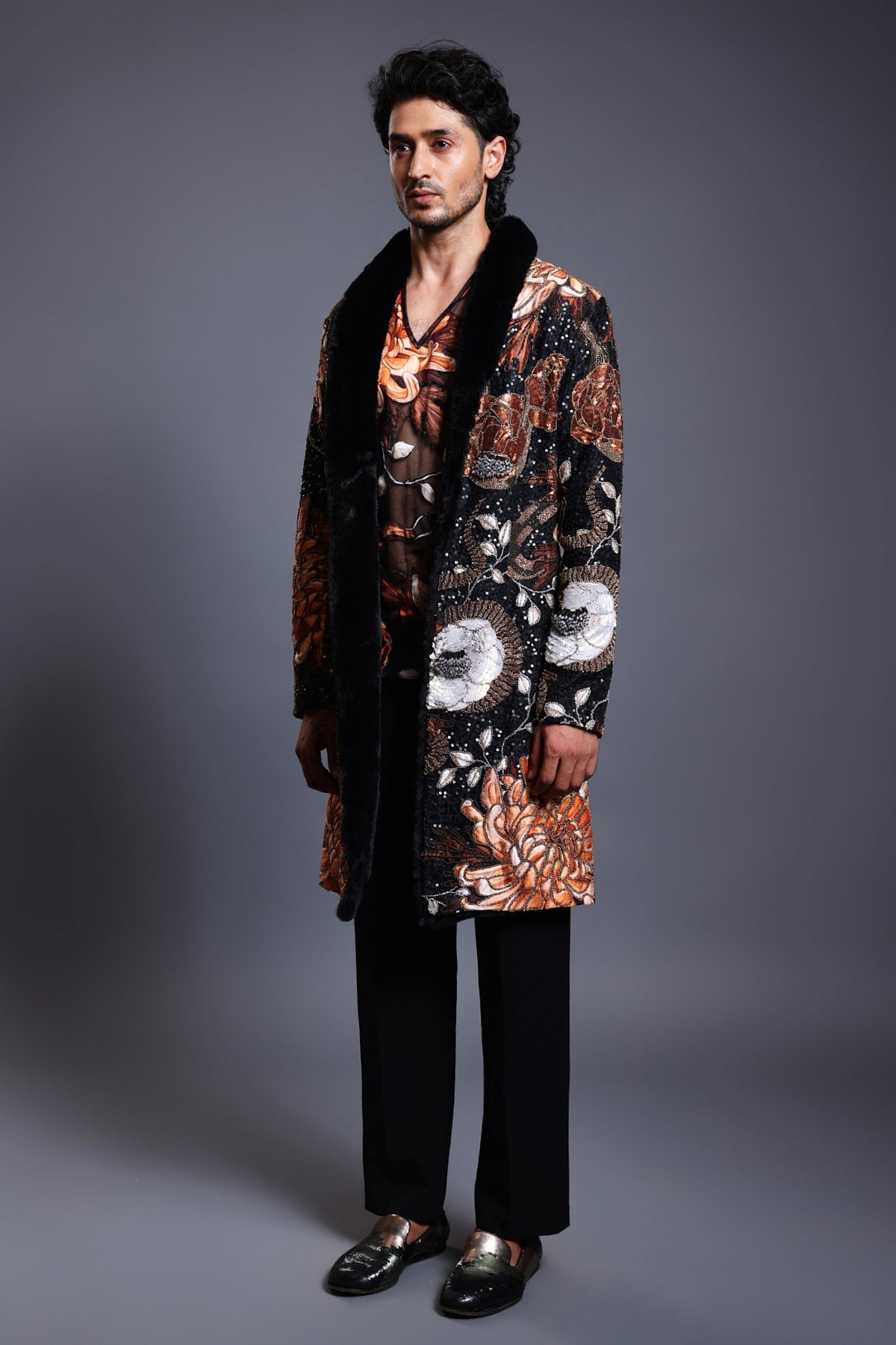 Cf Embroidered Snake Overcoat Black