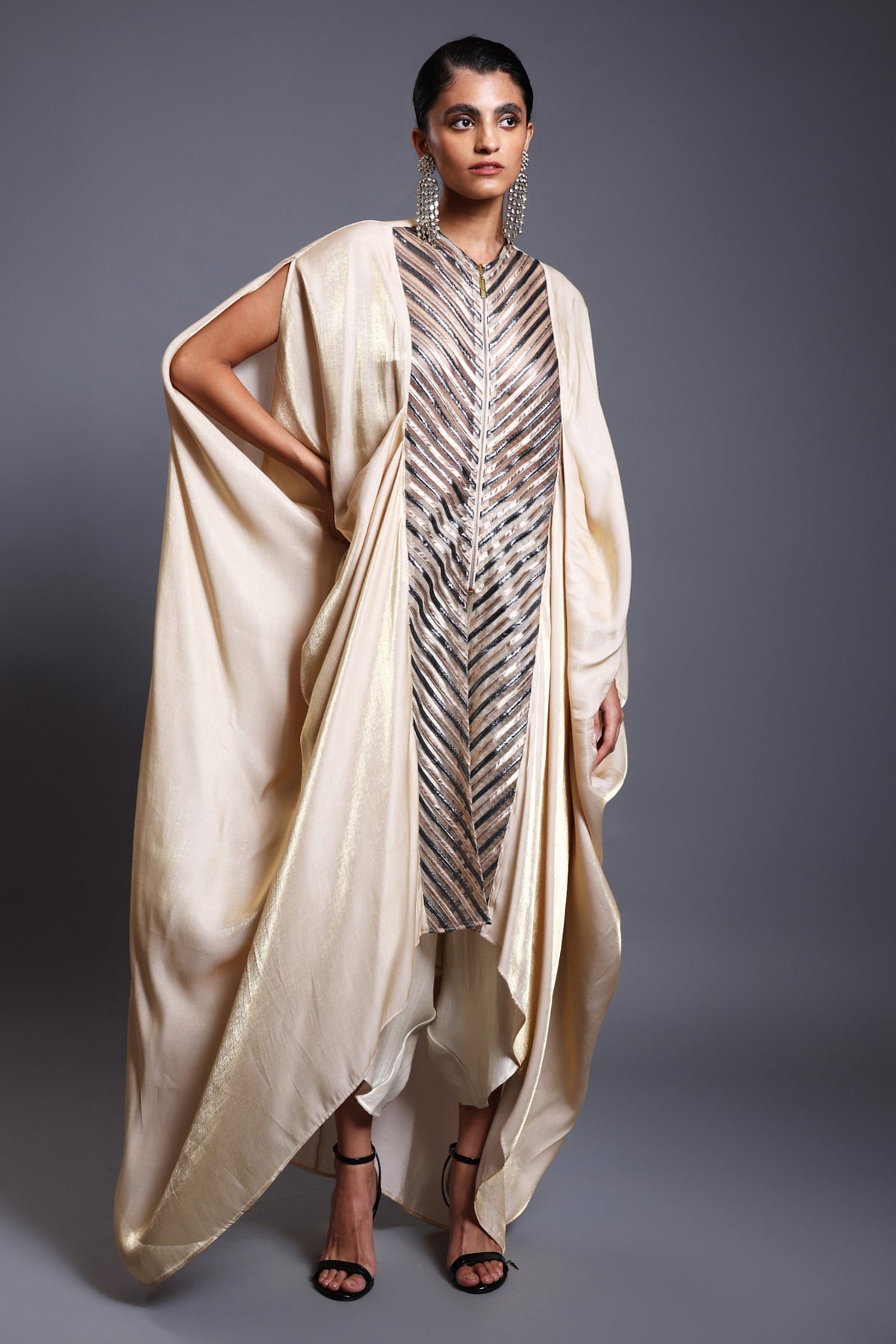 Cf Pleated Drape Kaftaan Ivory