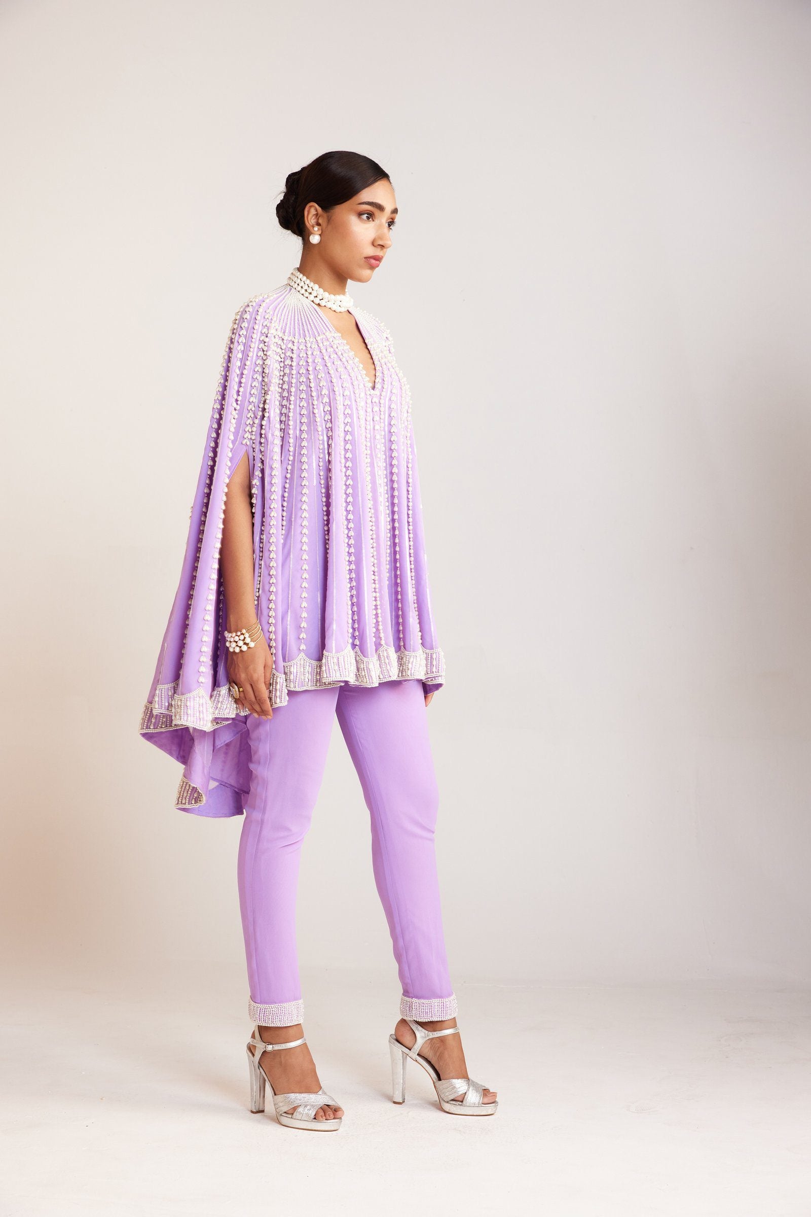 Vvani Vats,VAAW CP 2415,Lilac Asymmetrical Cape Set