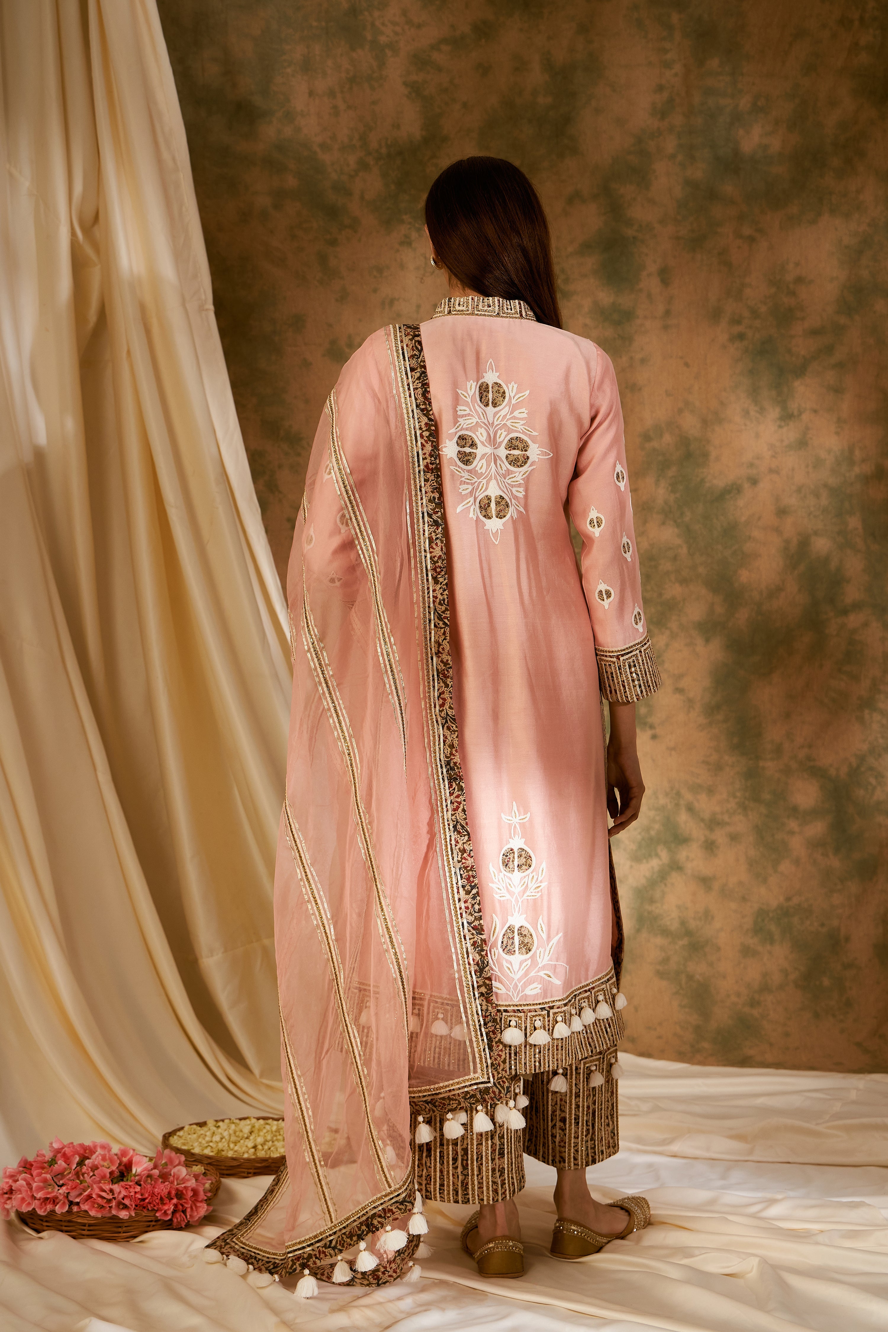 Anaar Long Kurta With Wide Pants