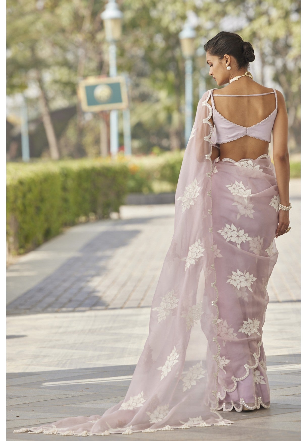 Powder Lilac Flower Saree Set
