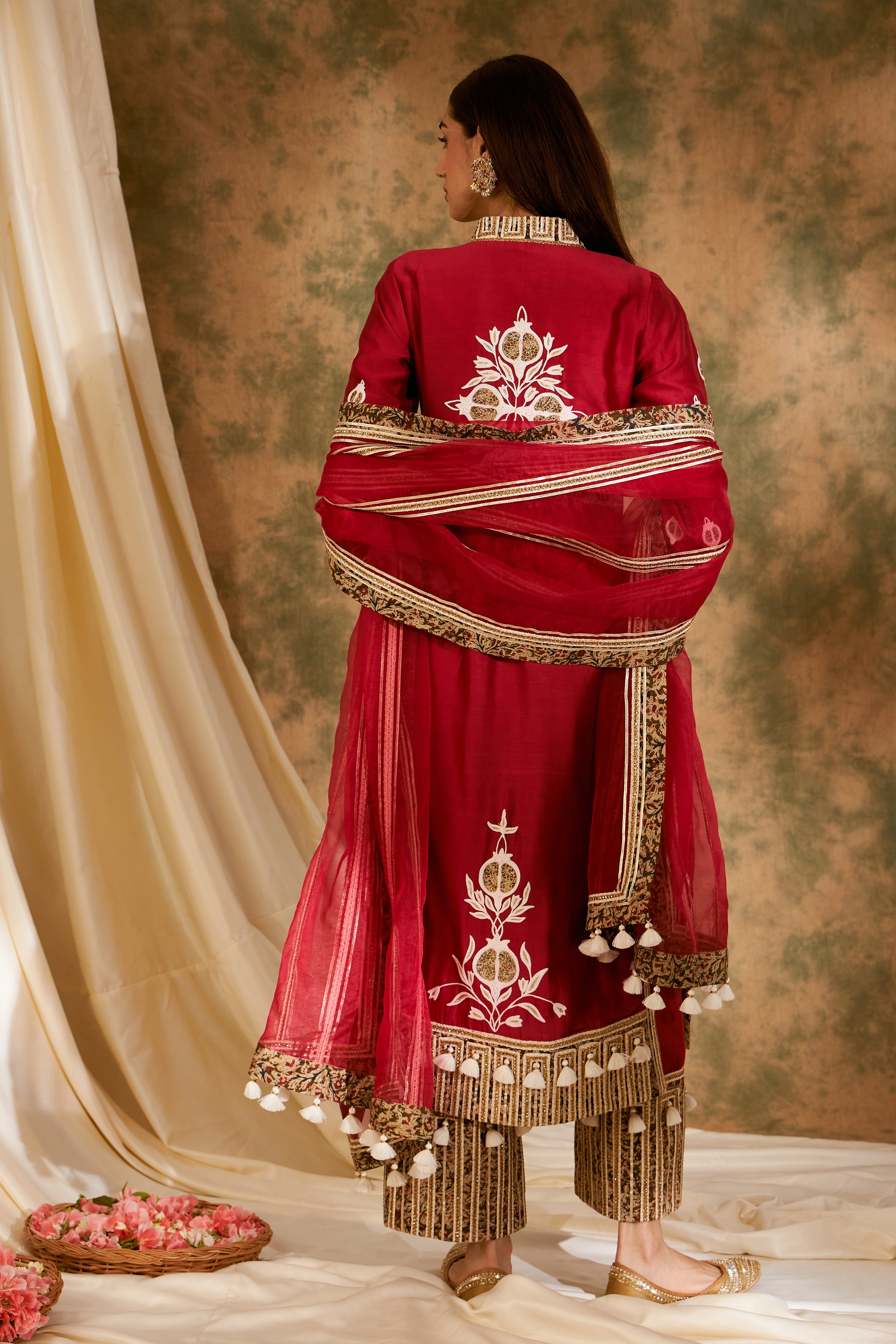 Anaar Long Kurta With Wide Pants