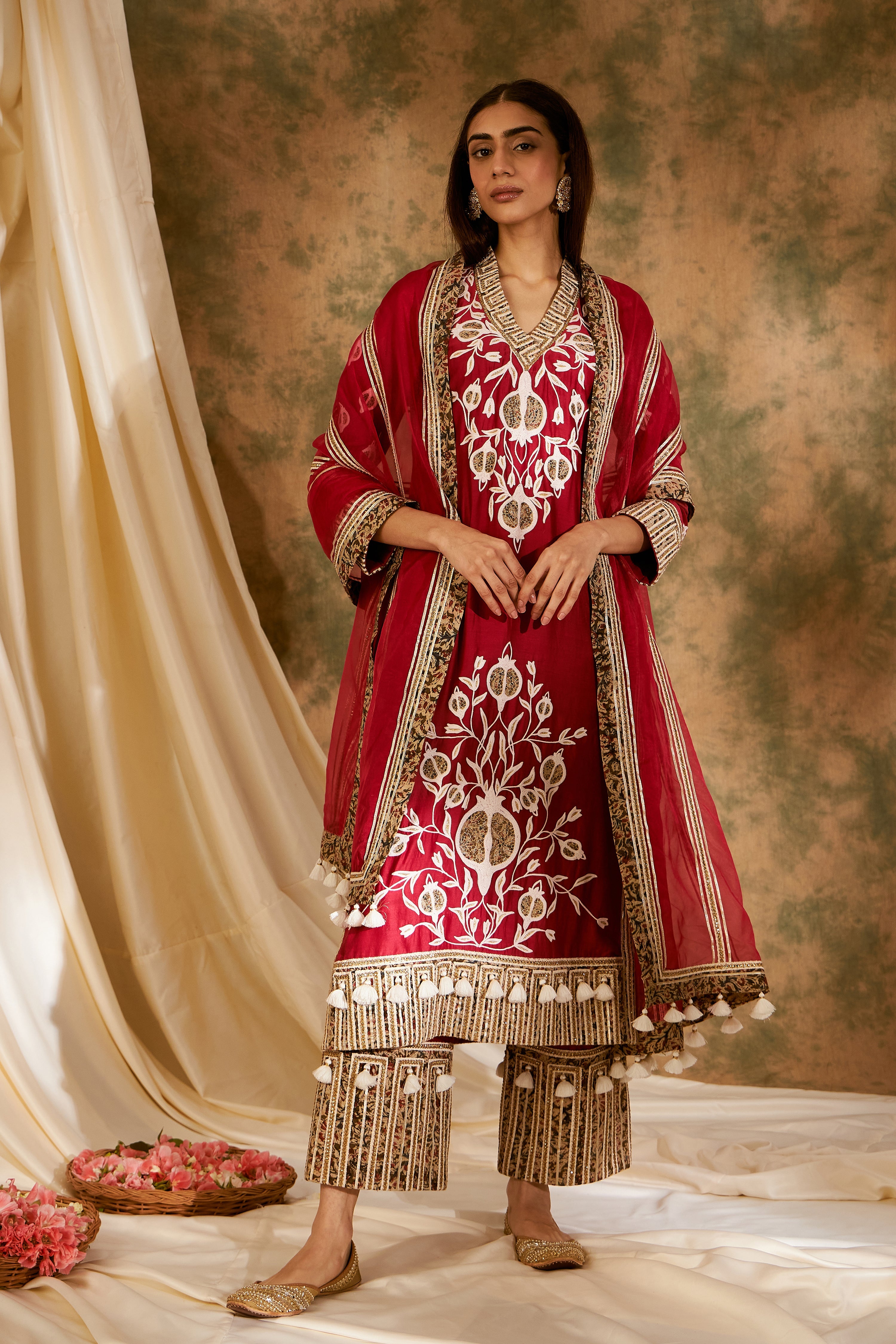 Anaar Long Kurta With Wide Pants