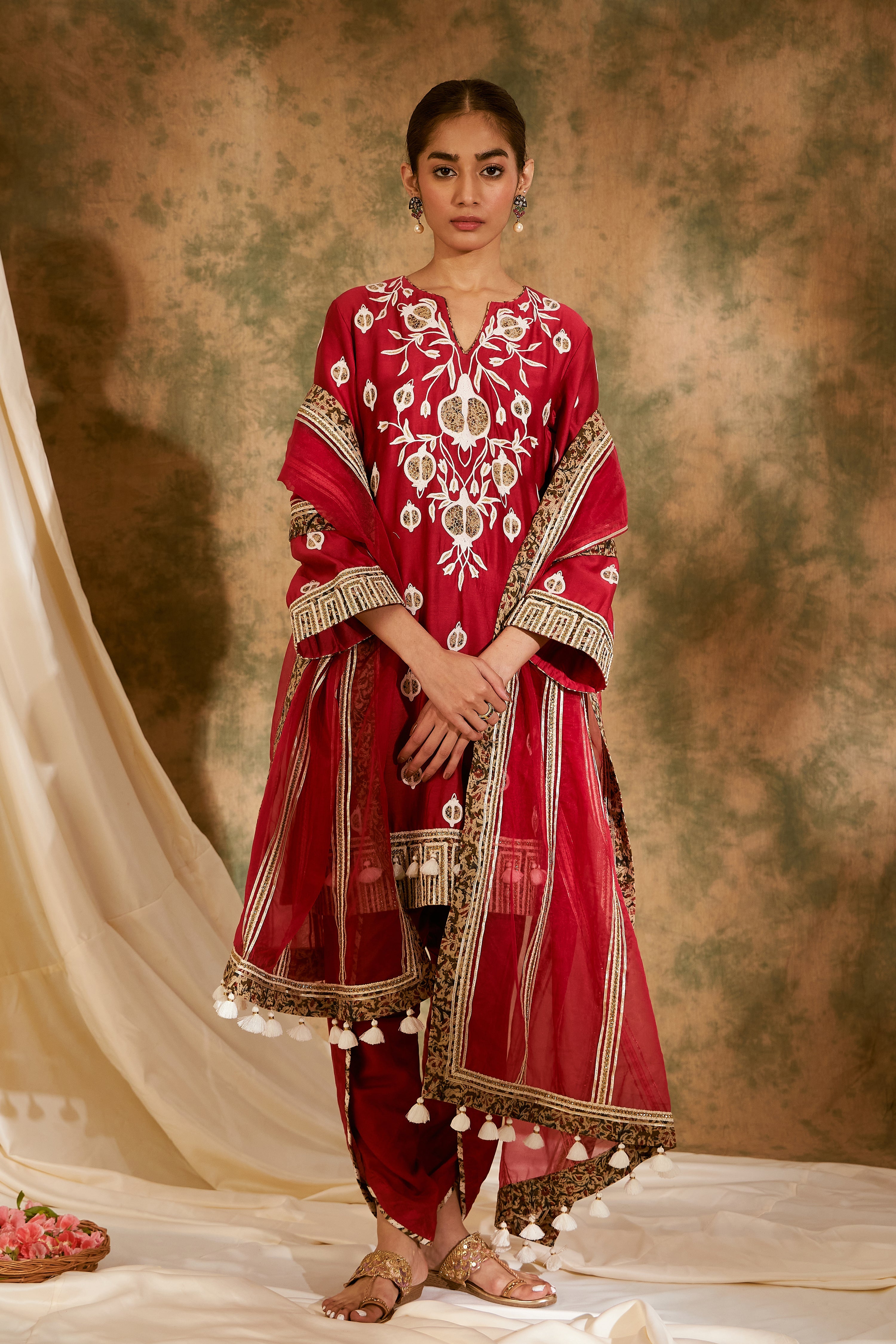 Anaar Short Kurta With Dhoti Pants & Dupatta