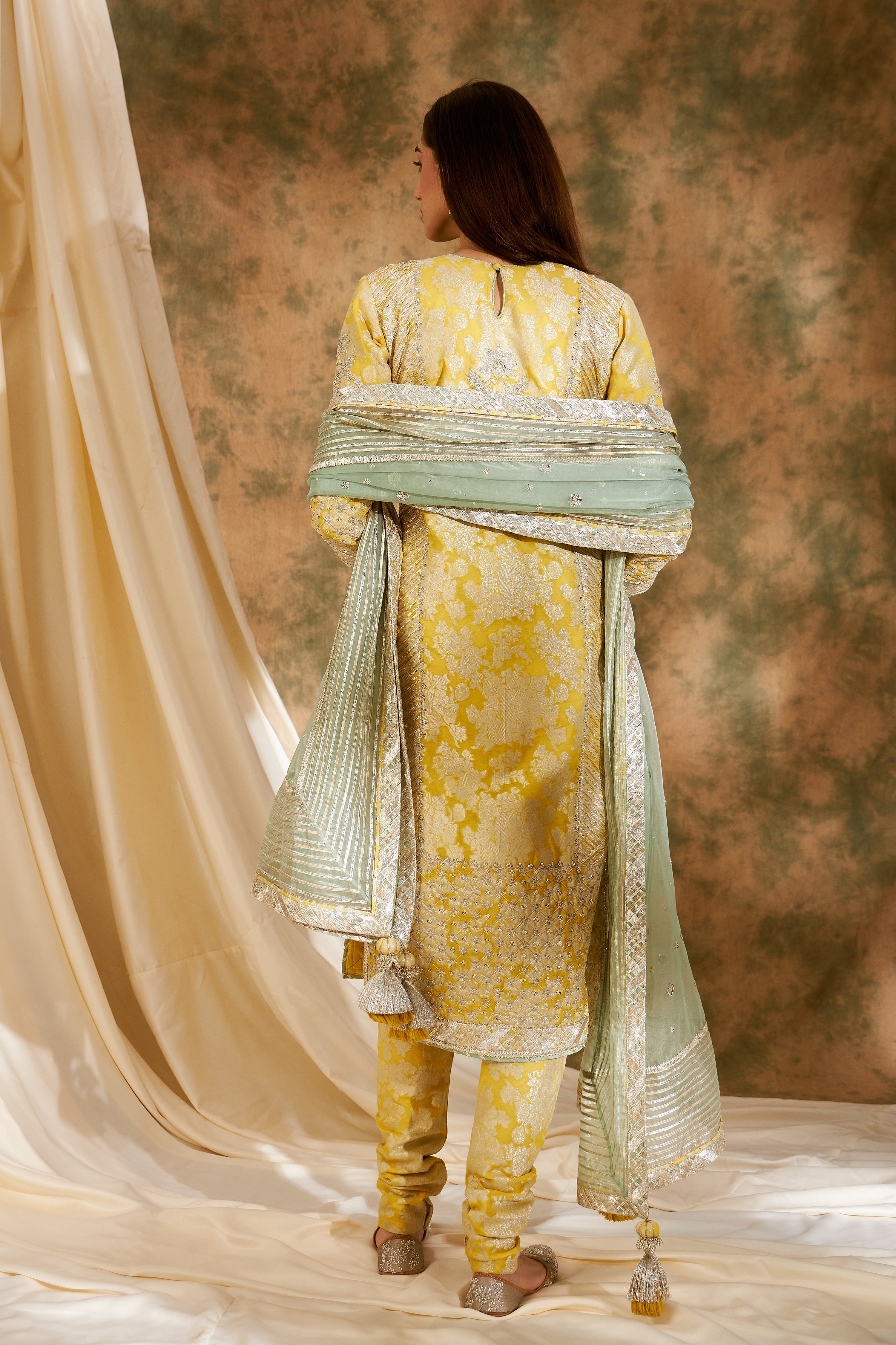 Dori Jaal Long Kurta With Churidar