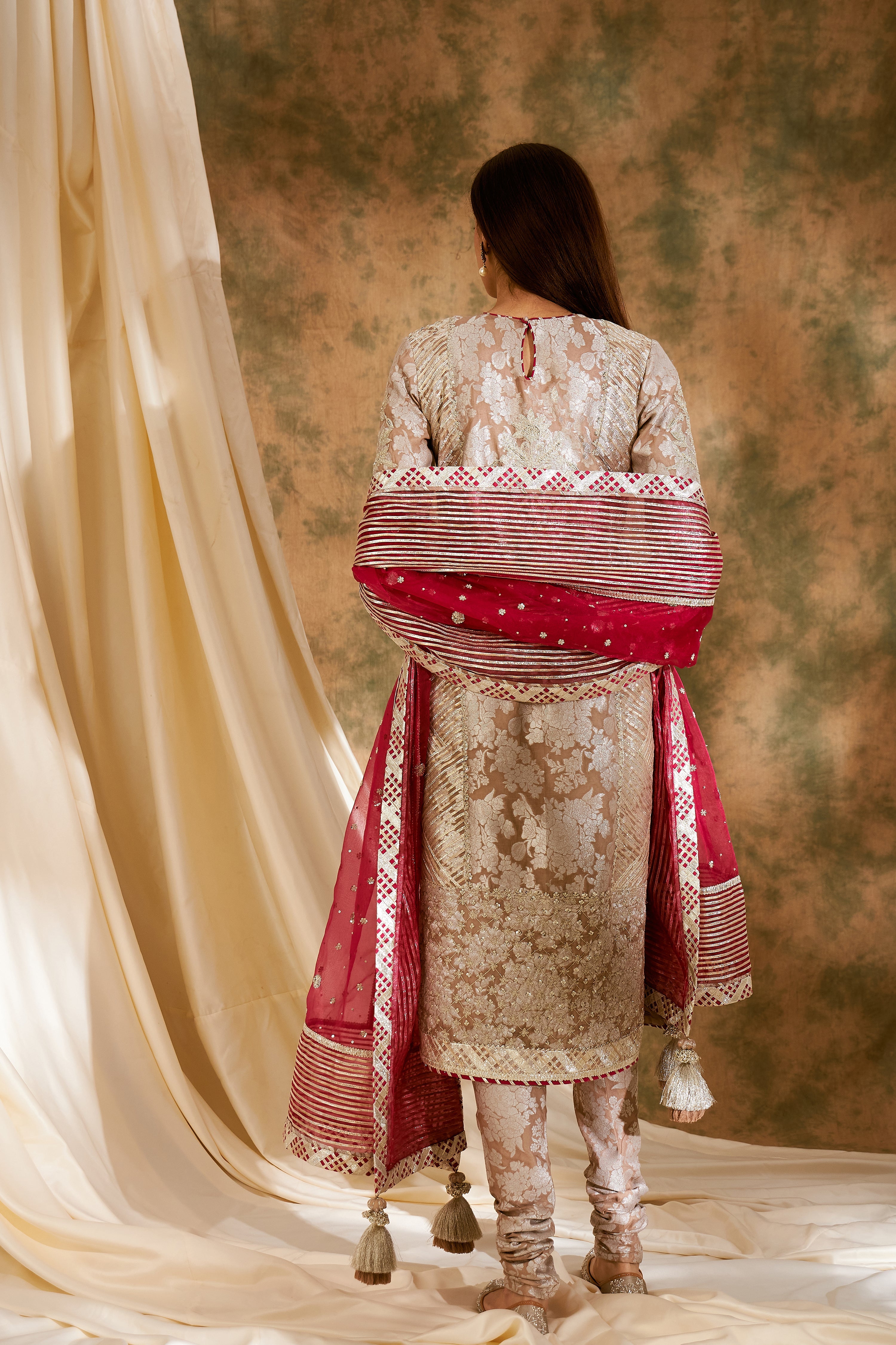 Dori Jaal Long Kurta With Churidar