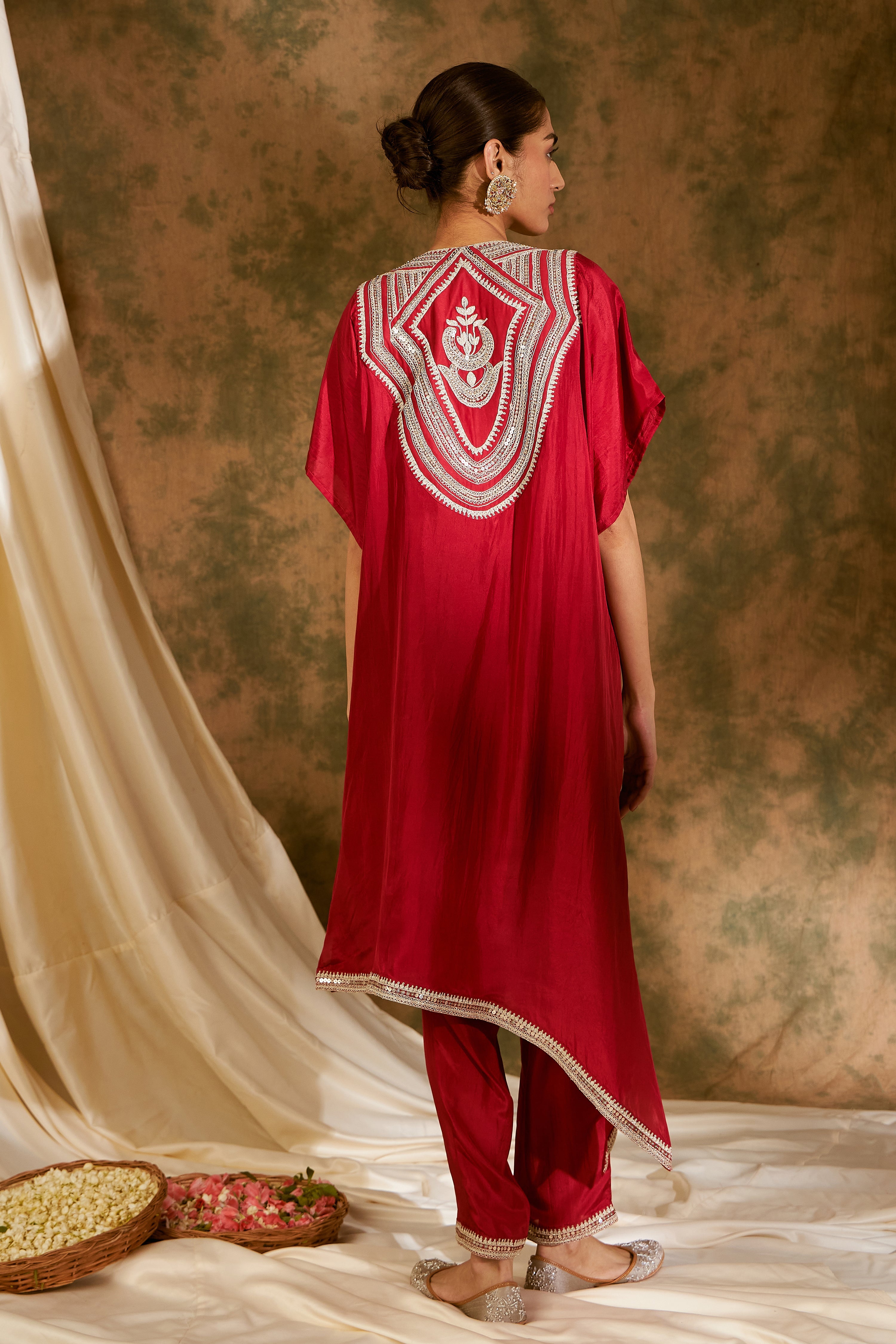 Dori Kaftan With Straight Pants