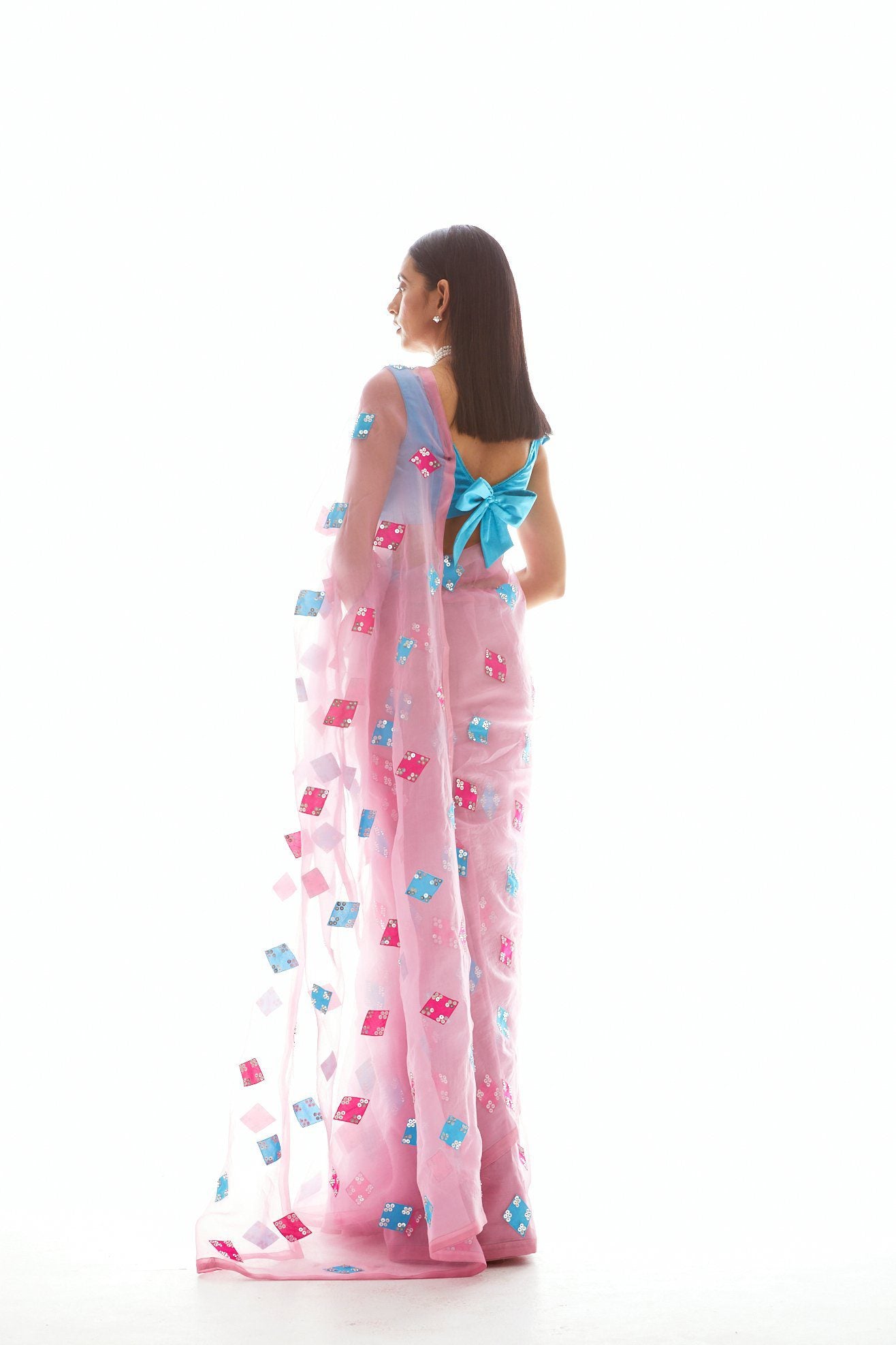 Vvani Vats,VAAW SR 2010,Onion Pink Applique Saree Set
