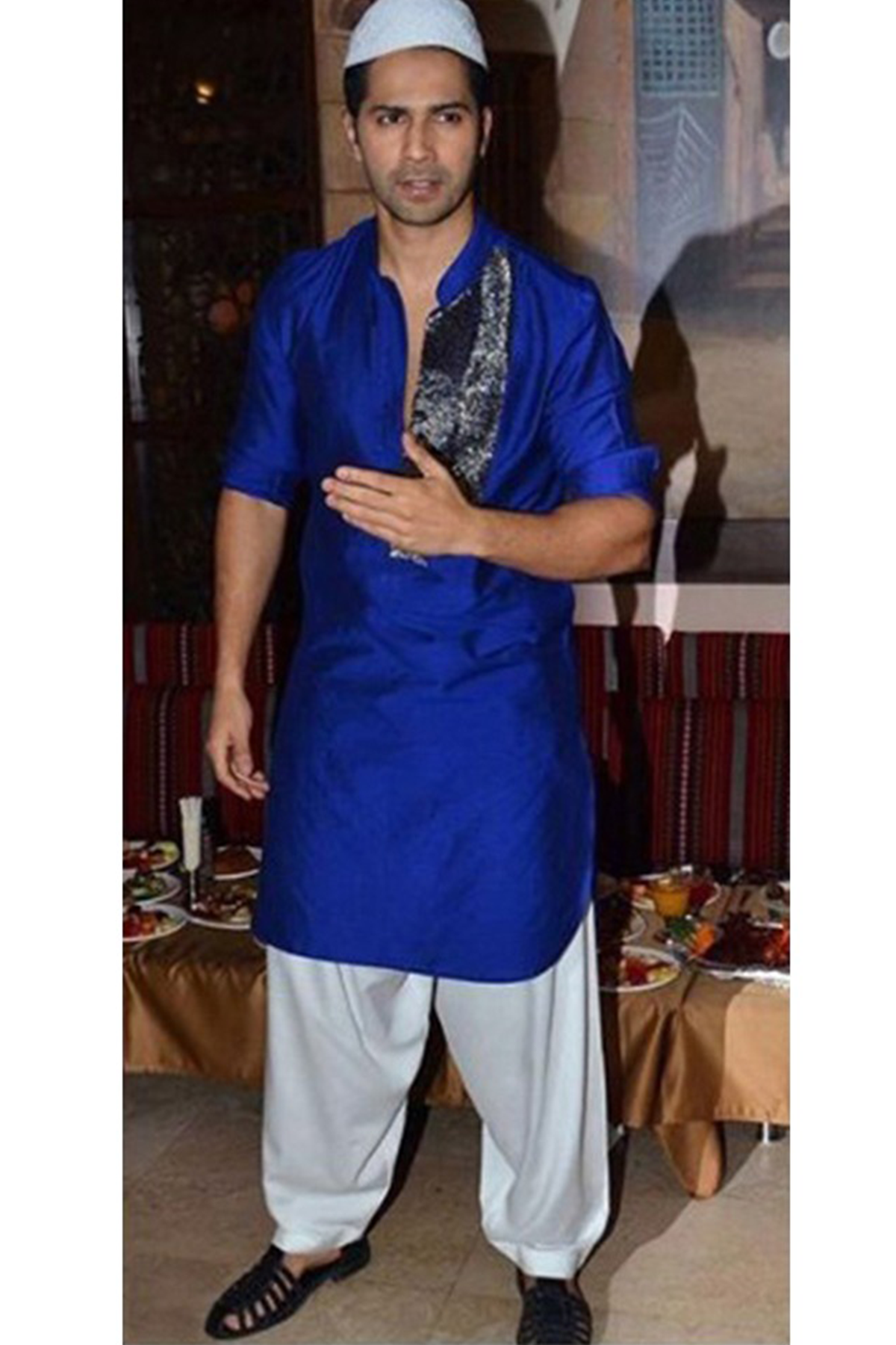 Varun Dhawan In Kurta With One Side Embroidery & Offwhite Patiala