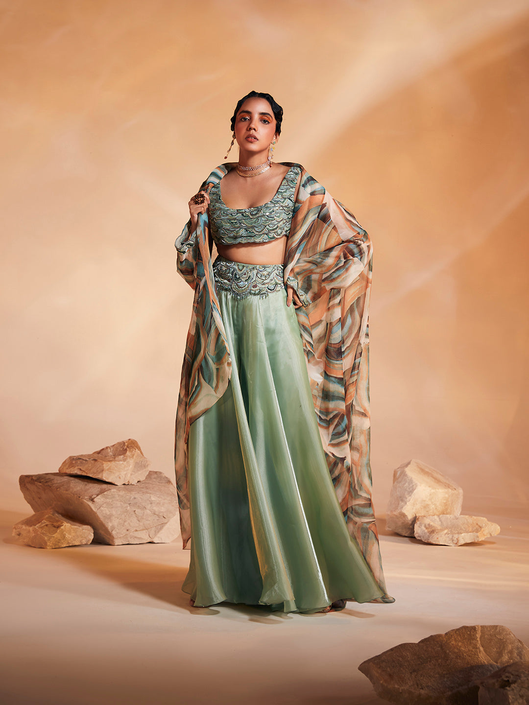 Adoree Cape Set