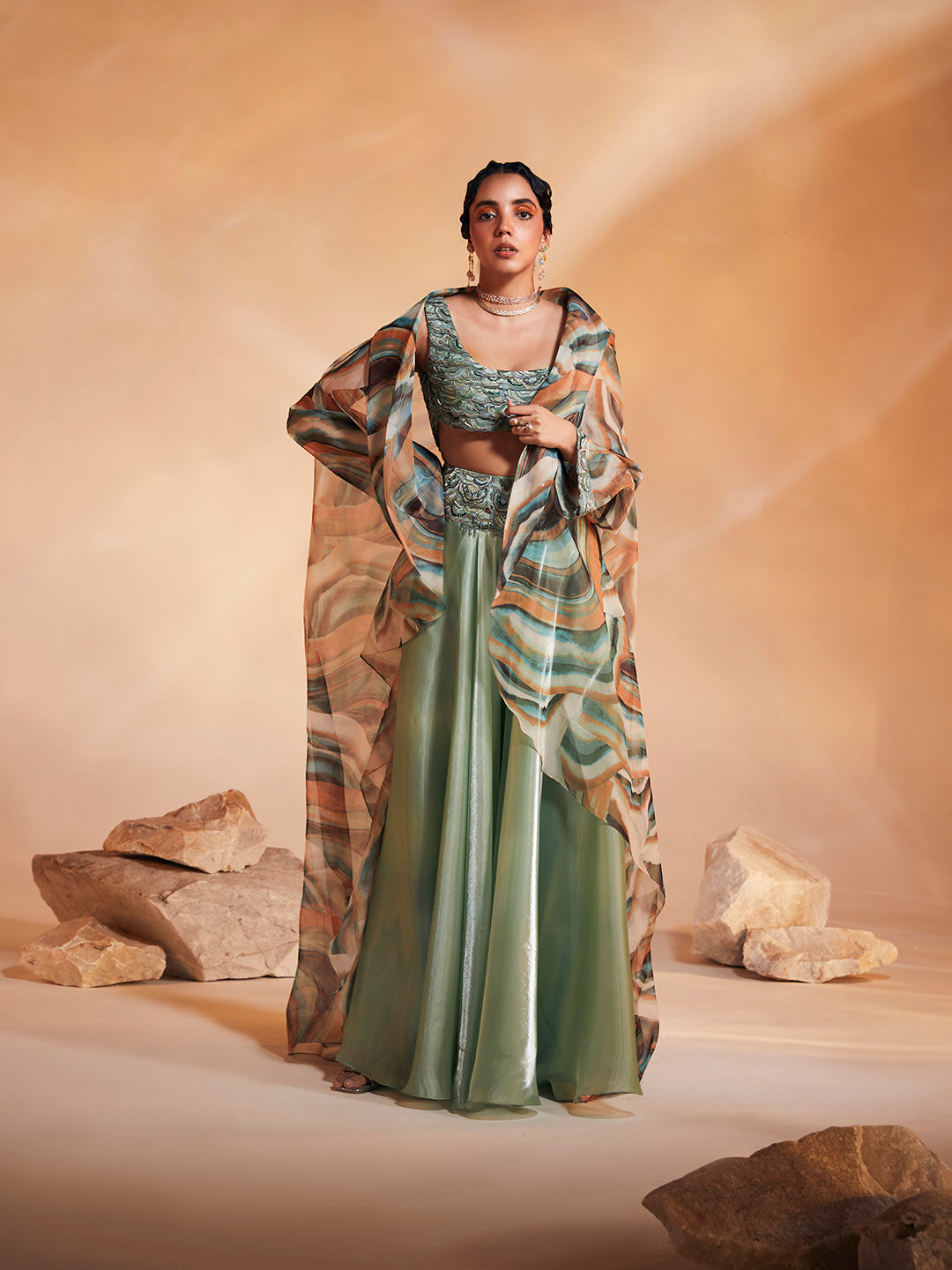 Adoree Cape Set