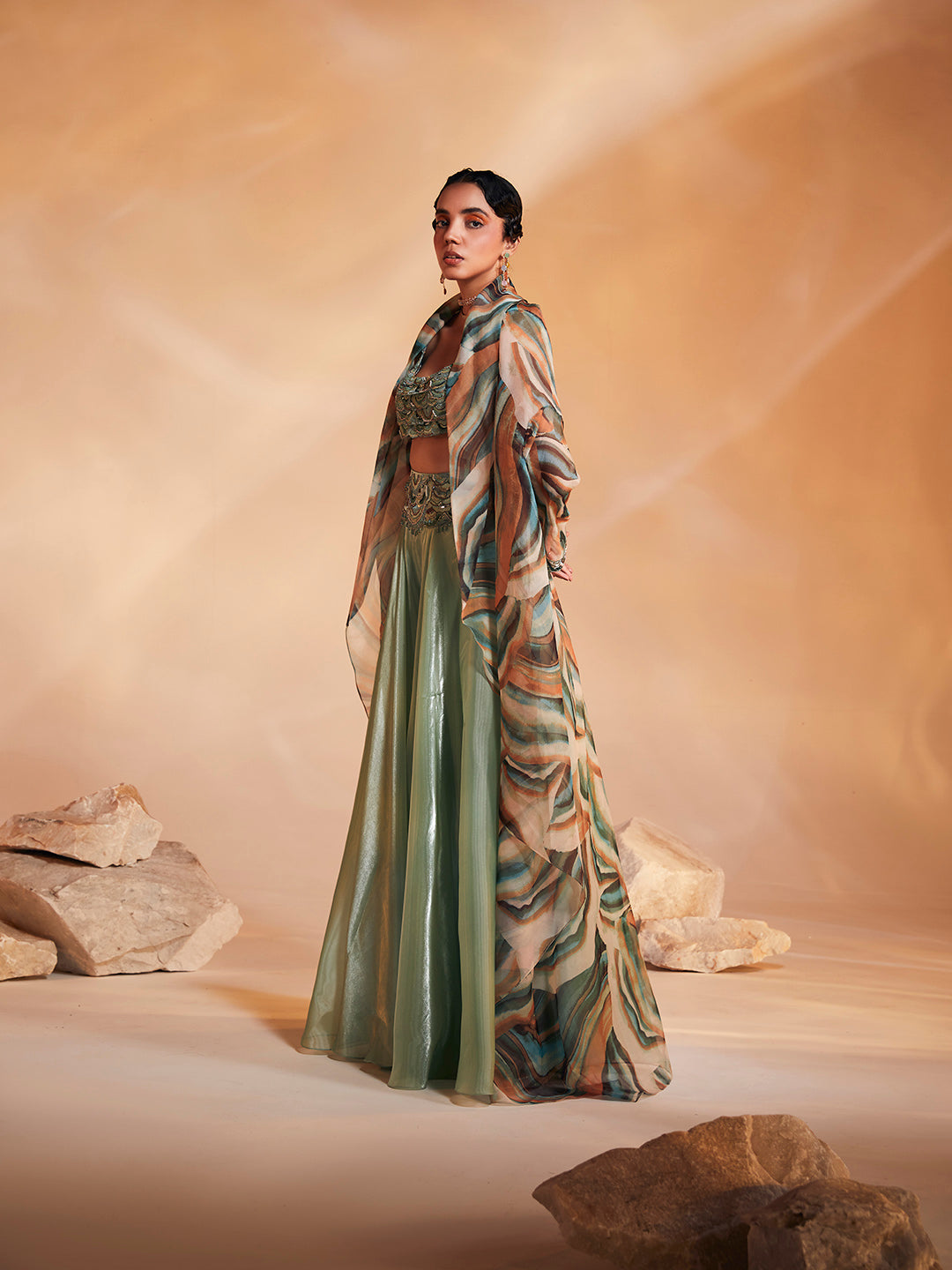 Adoree Cape Set