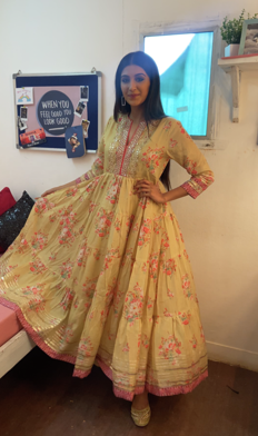 Nimrit Kaur Ahluwalia In Zera Ag Tiered With Sharara