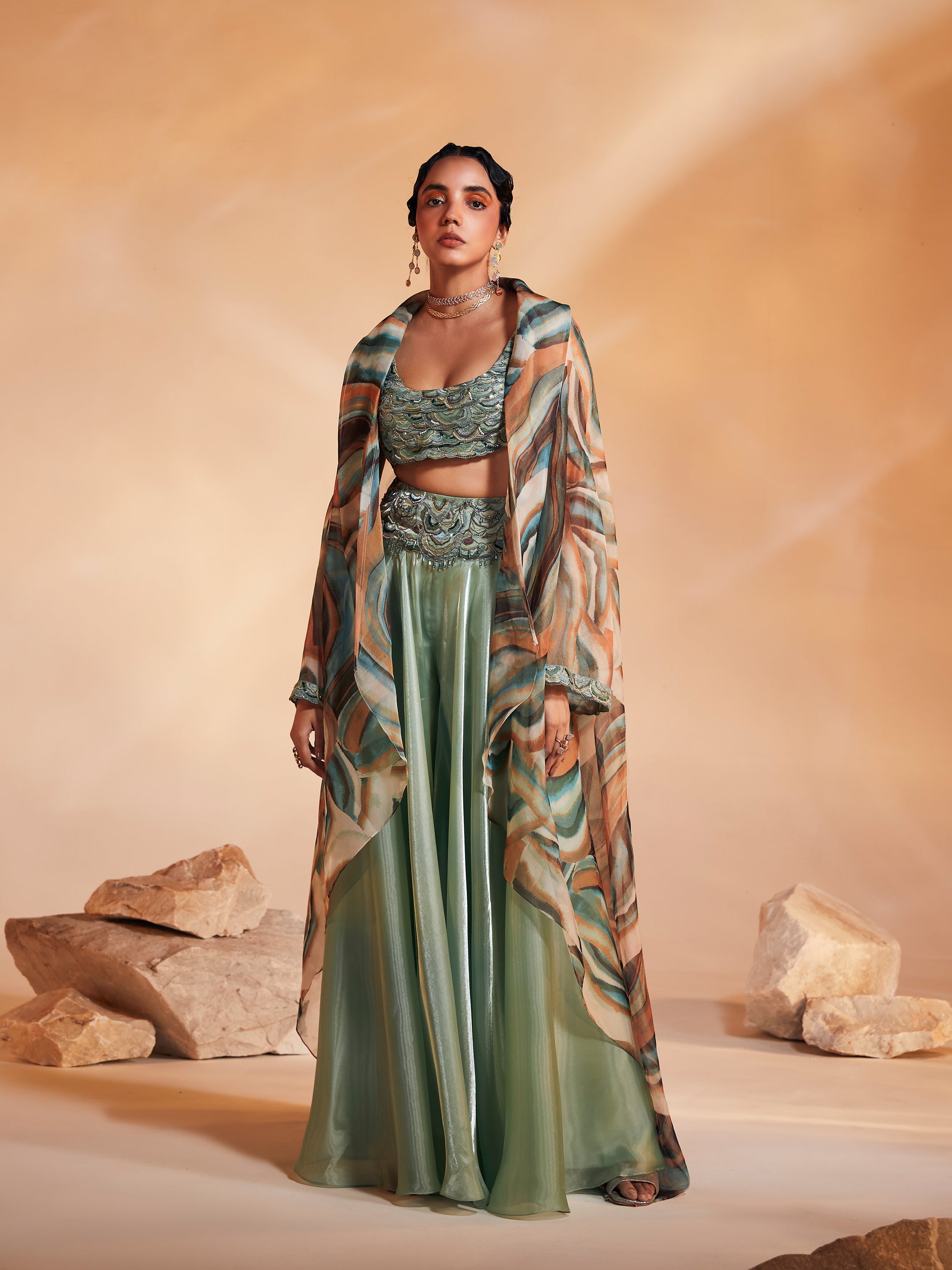 Adoree Cape Set