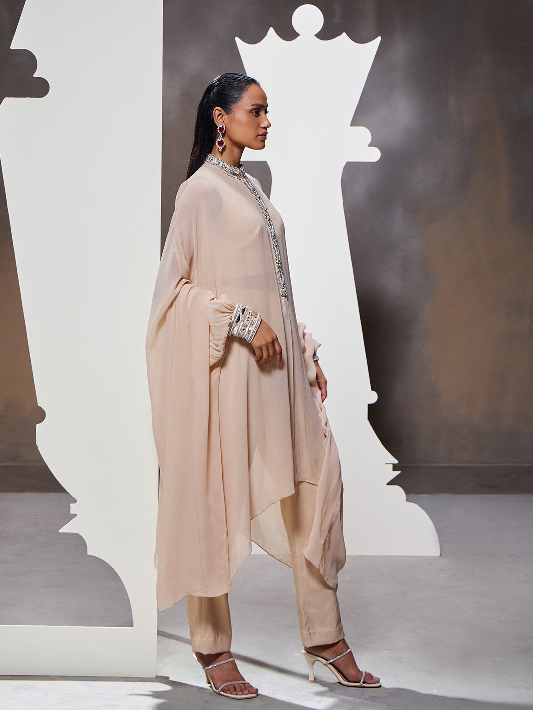 Laurel Cape Set
