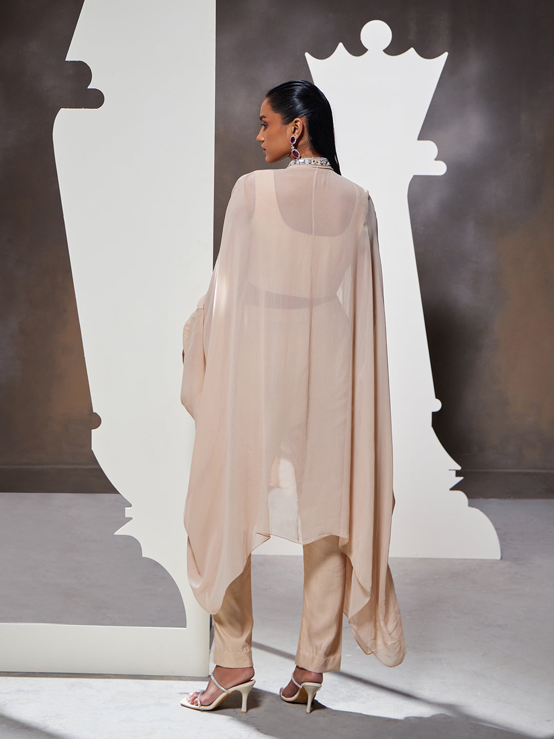 Laurel Cape Set
