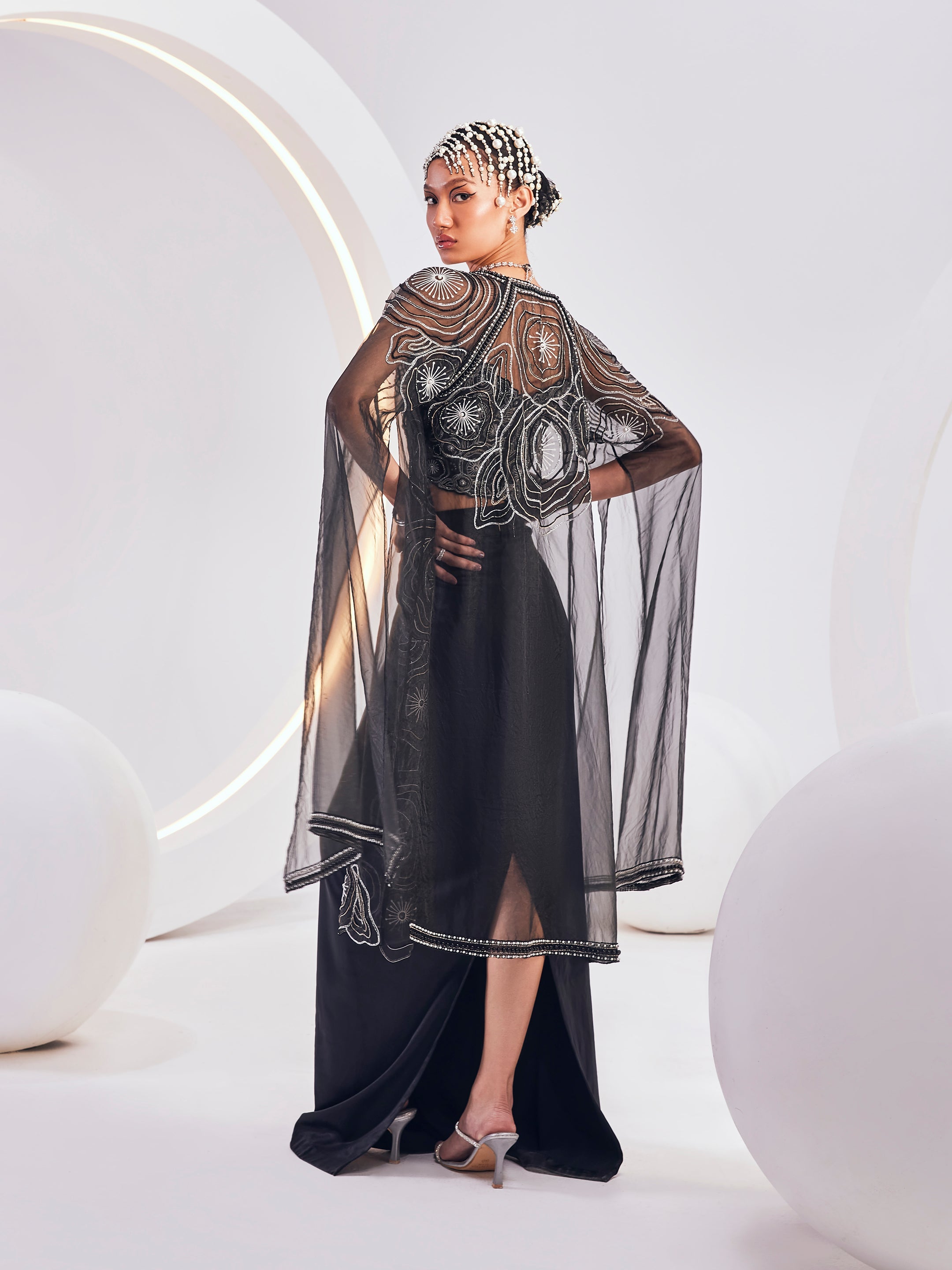 Eden Cape Set