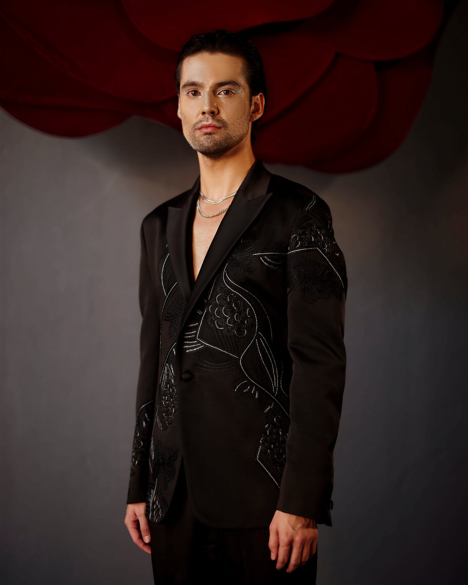 Pique Black Tux