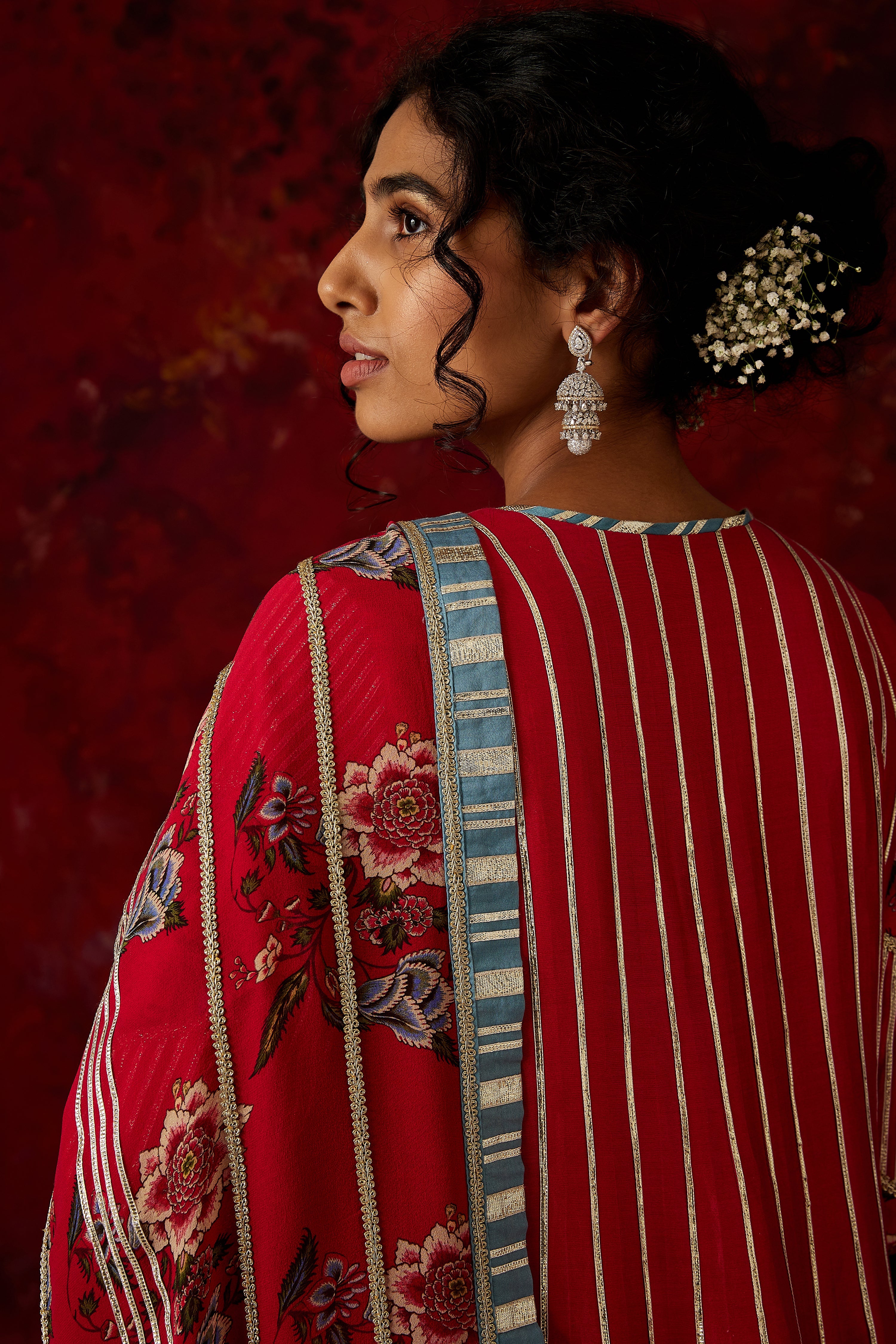 Aamna Kaleedar & Sharara