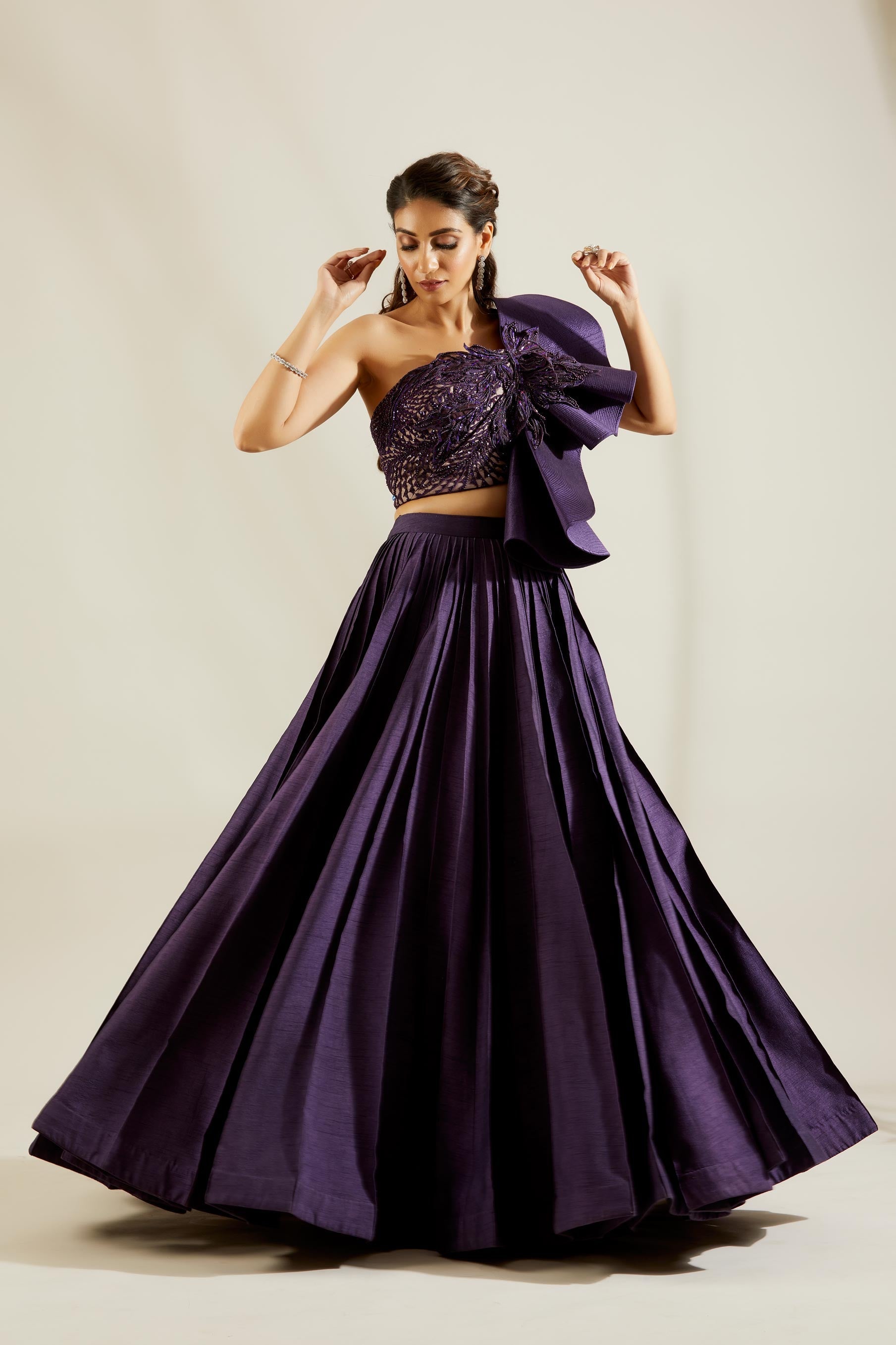 Flap Leaf Blouse with Pin Tuck Skirt