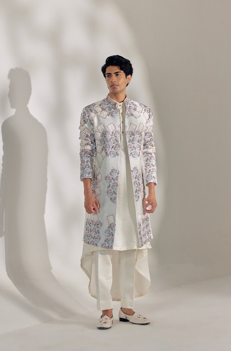 La Vie Sherwani Set