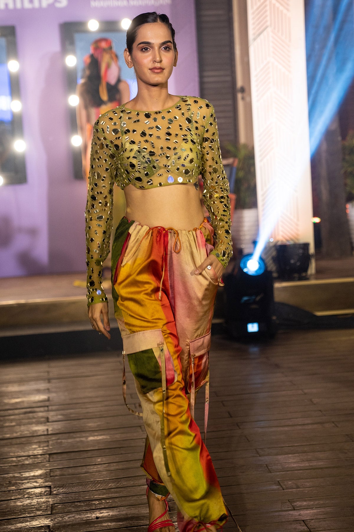 Mirror Crop Top With Cargo Pant