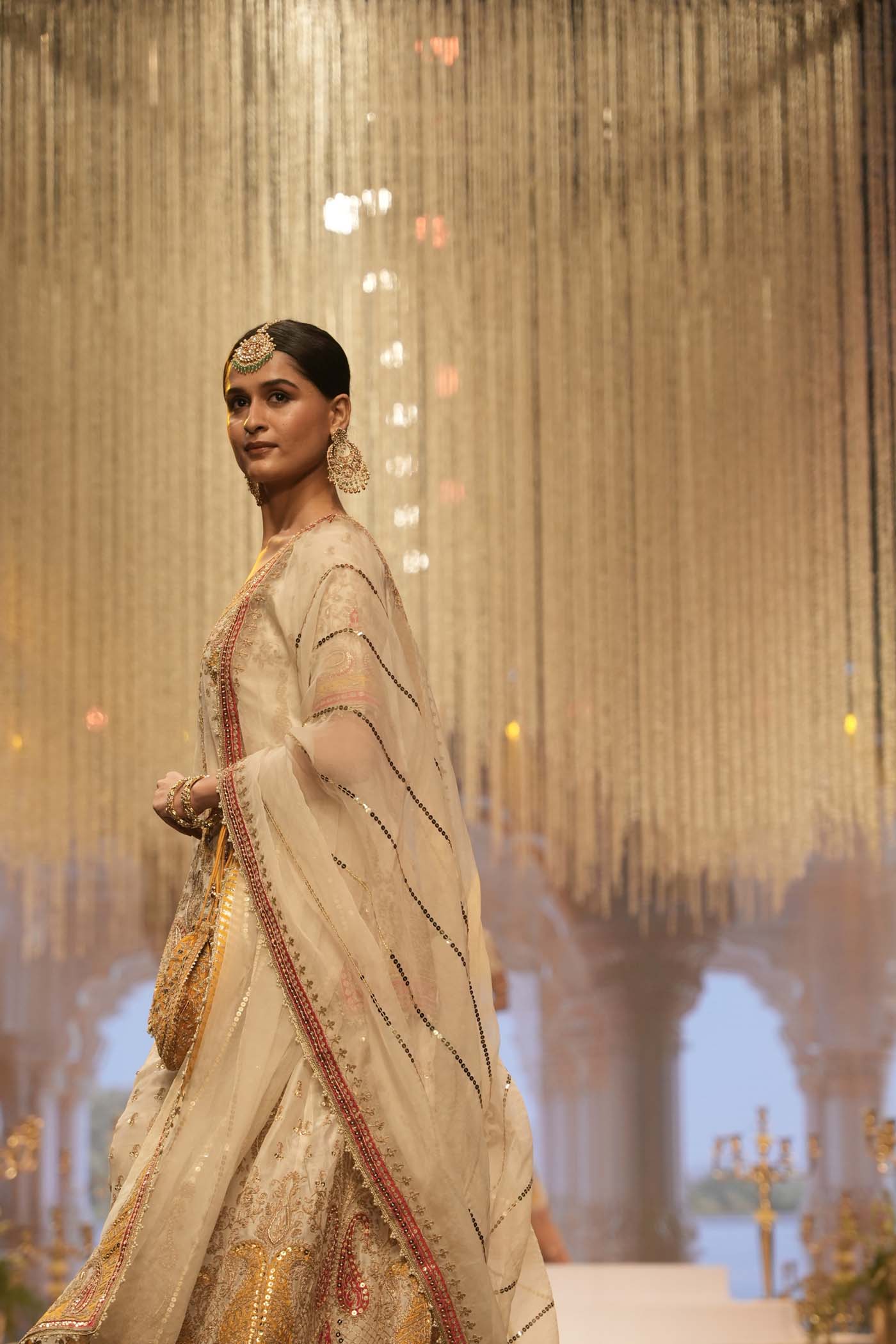 Sadiya - Daisy Ivory Short Kurta With Sharara