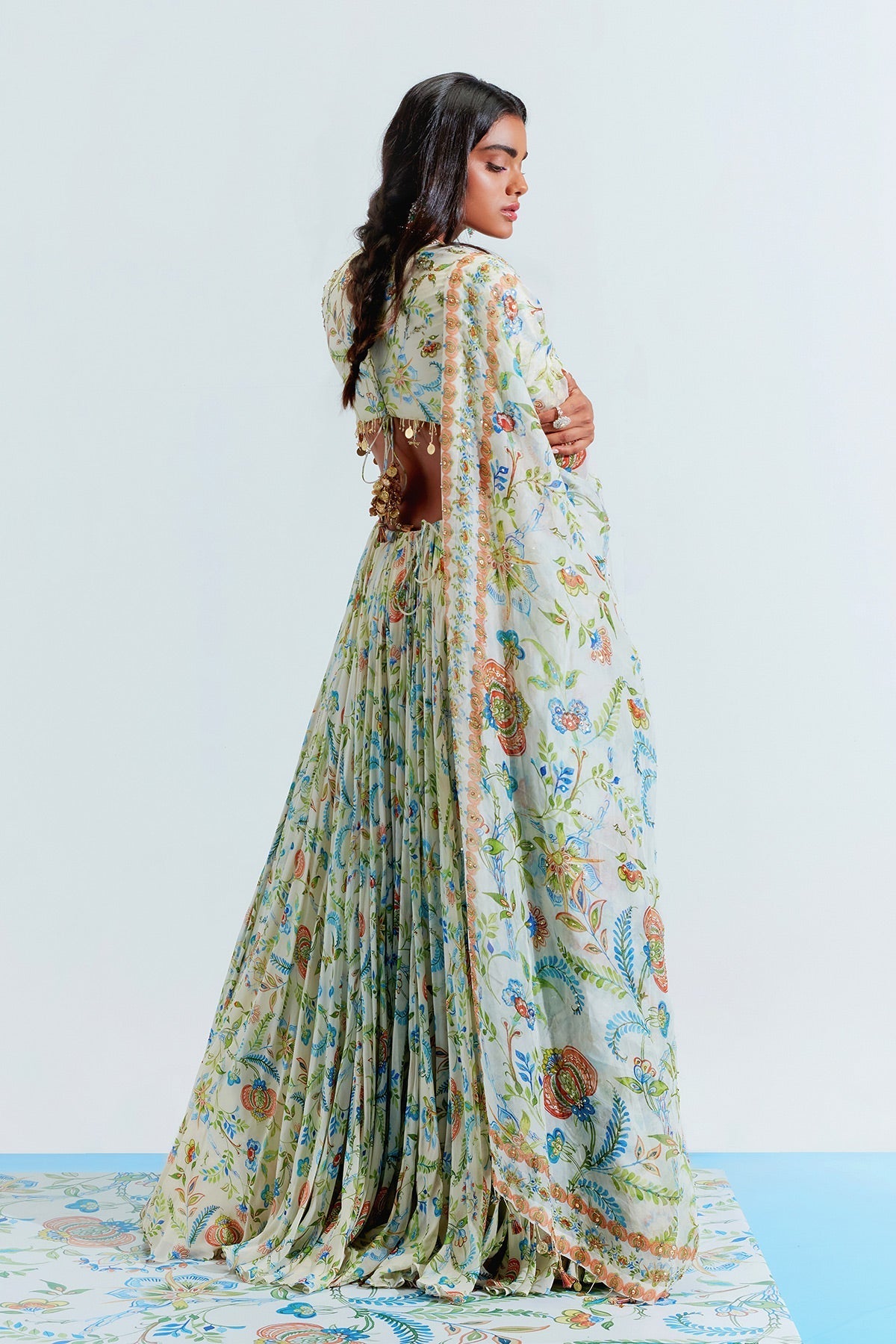 Sukhneet Wadhwa In Bushra