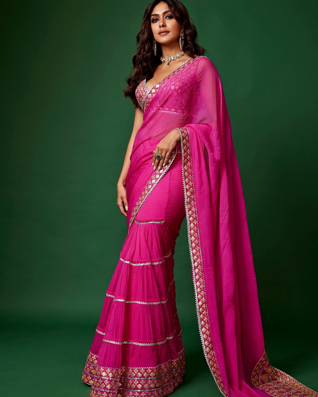 Mrunal Thakur In Anupa Saree Set