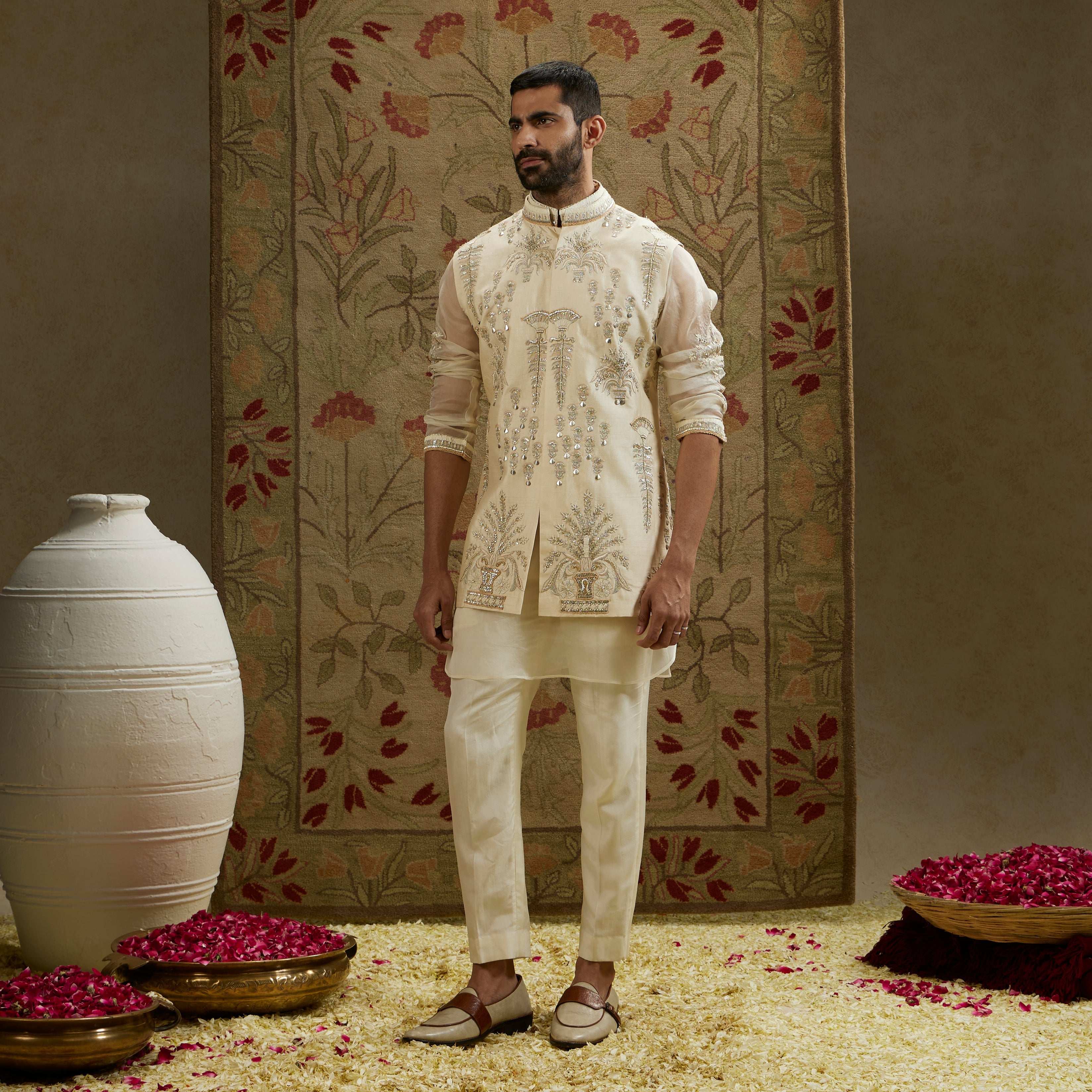 Magnolia Embellished Bundi Set