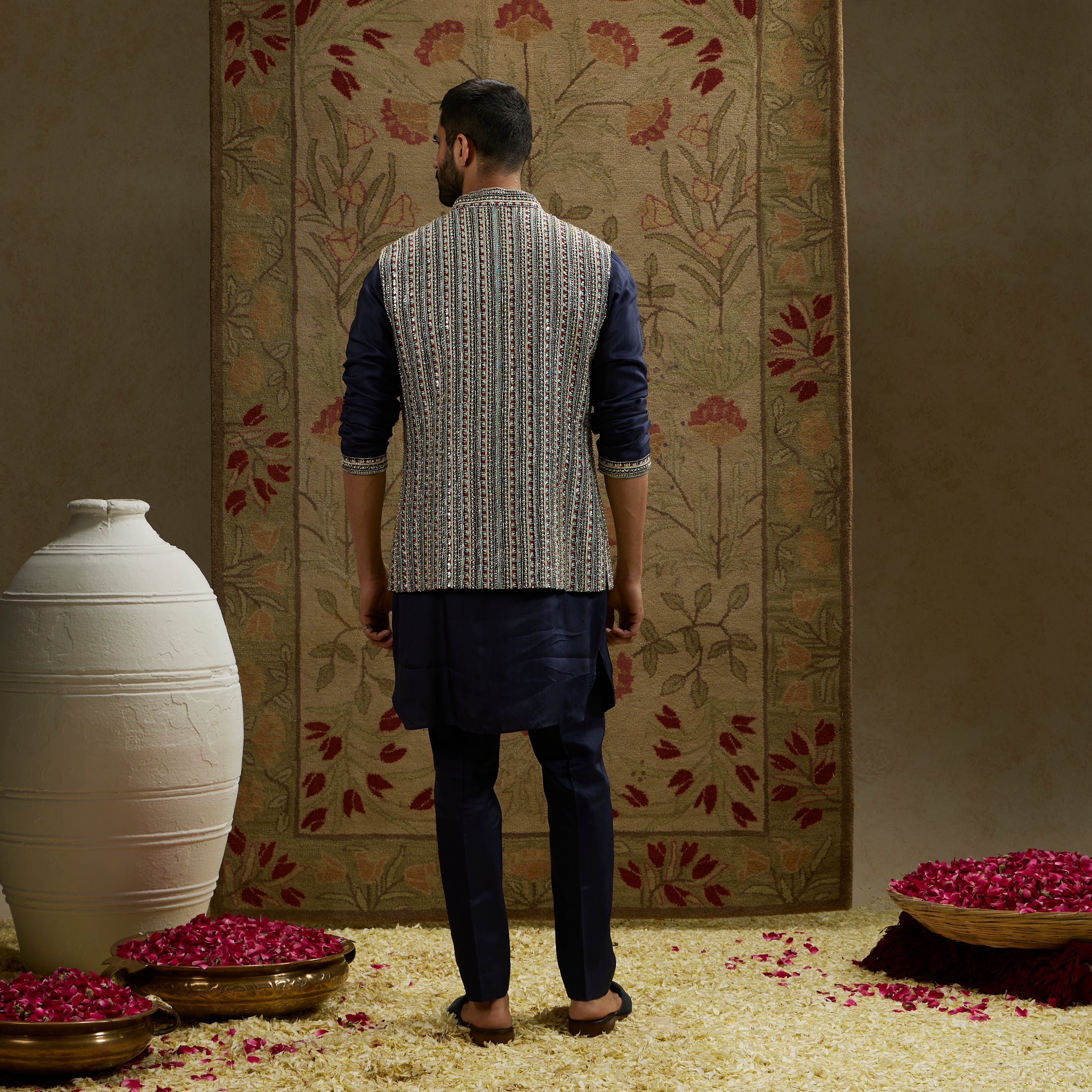 Blue Border Embellished Bundi Set