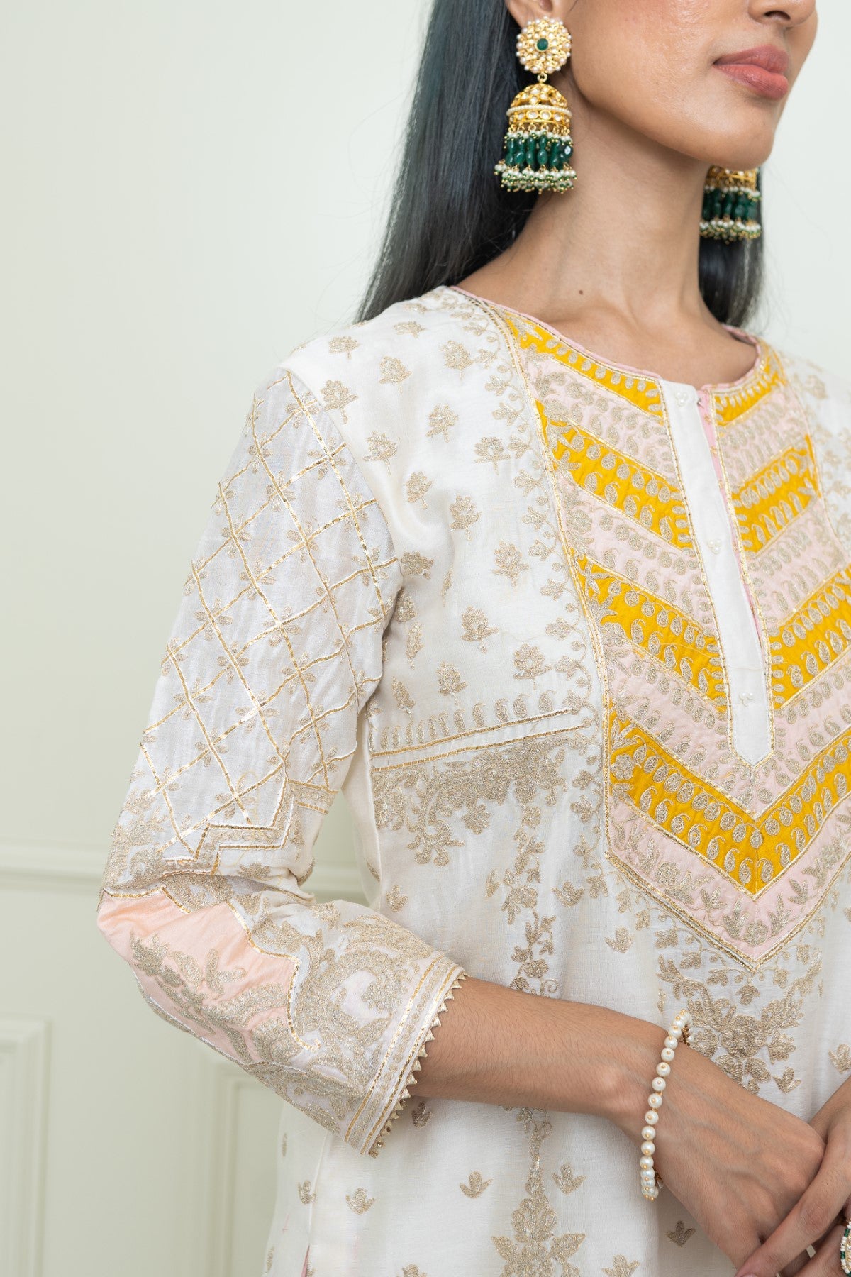 Shaira - Daisy Ivory Straight Kurta With Sharara And Odhni