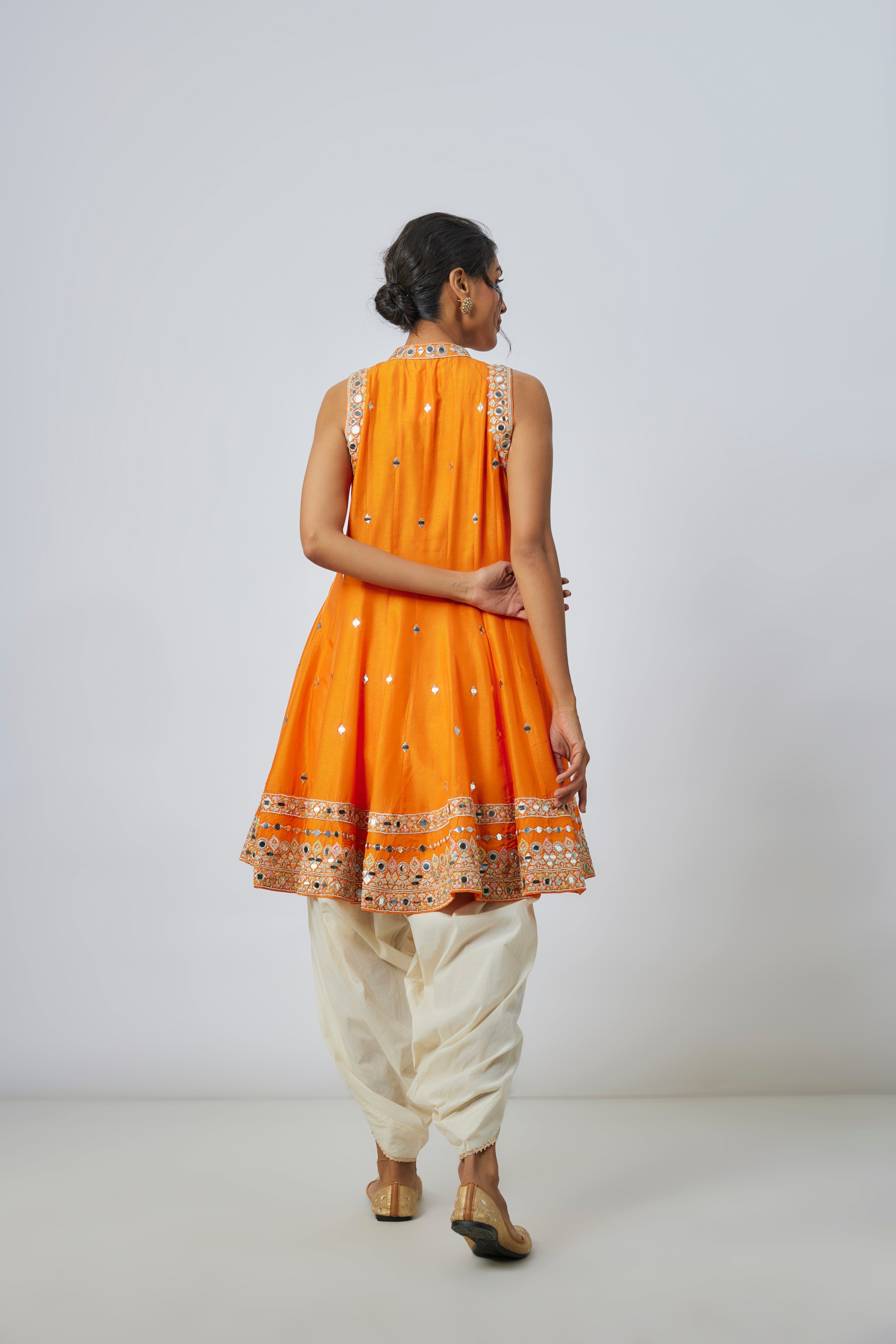 Gitashri Dhoti Set