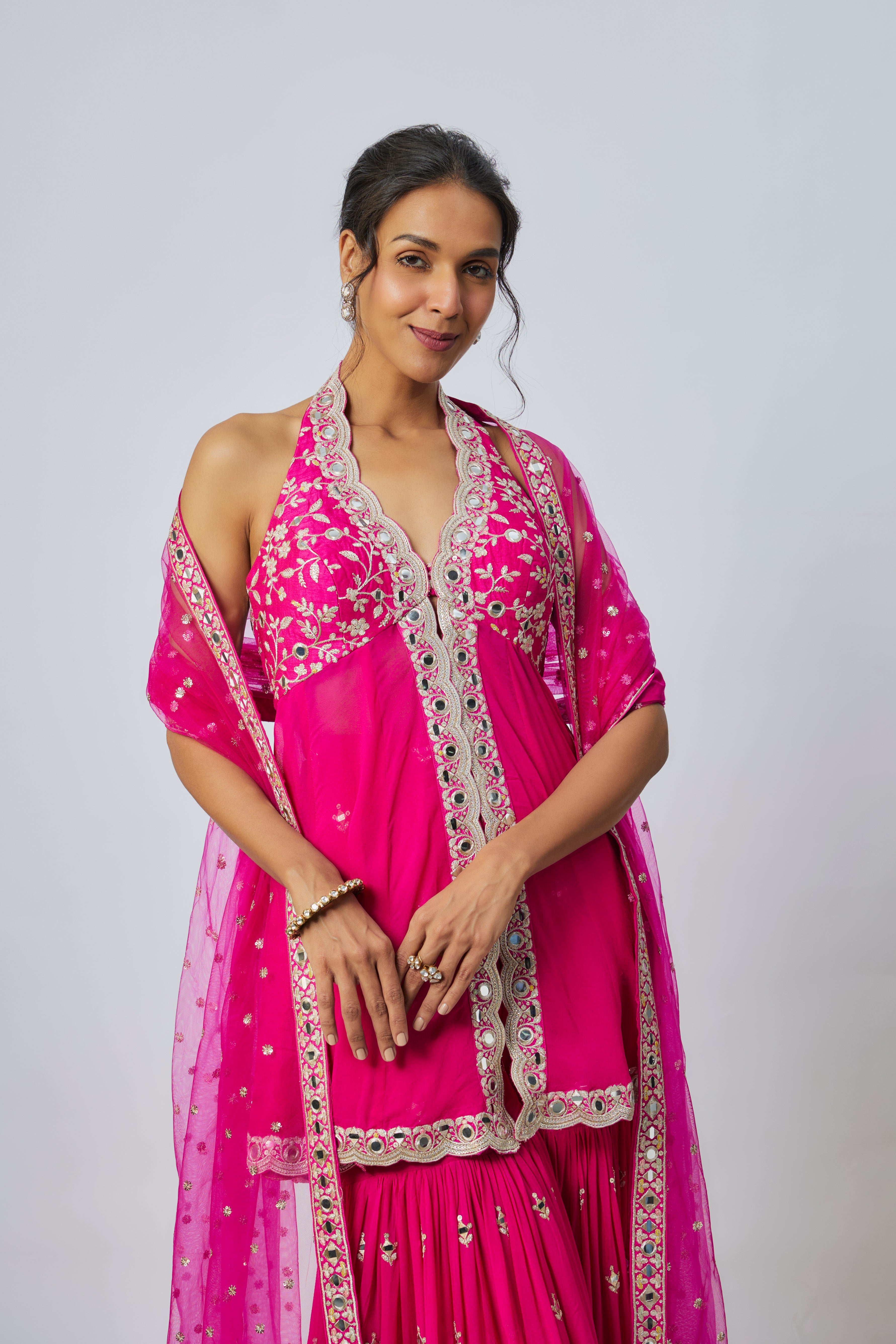 Eila Sharara Set Sukhmani Gambhir