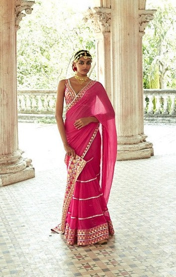 Mrunal Thakur In Anupa Saree Set