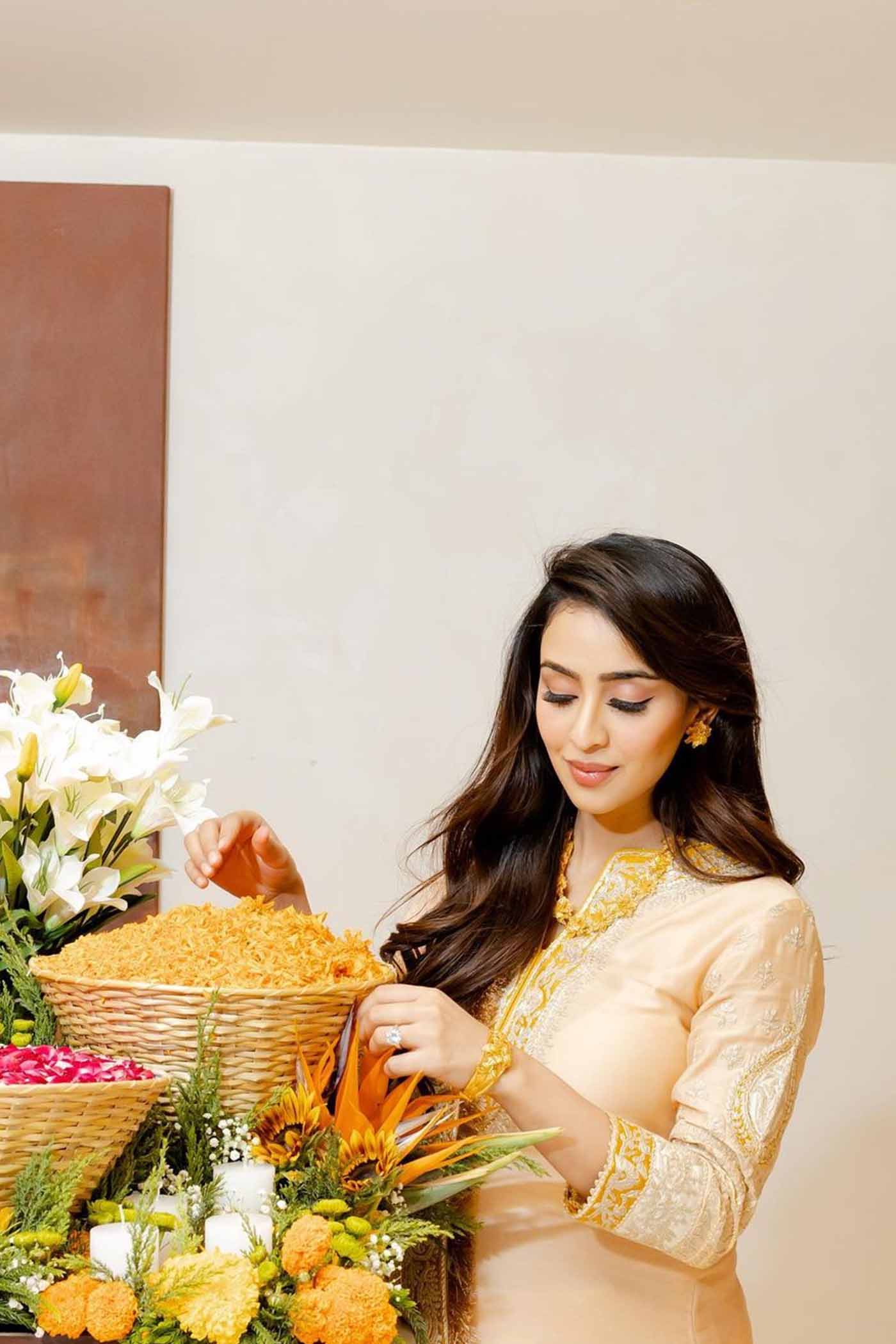 Muskan Sethi In Raina - Rosepink Short Kurta With Sharara And Odhni