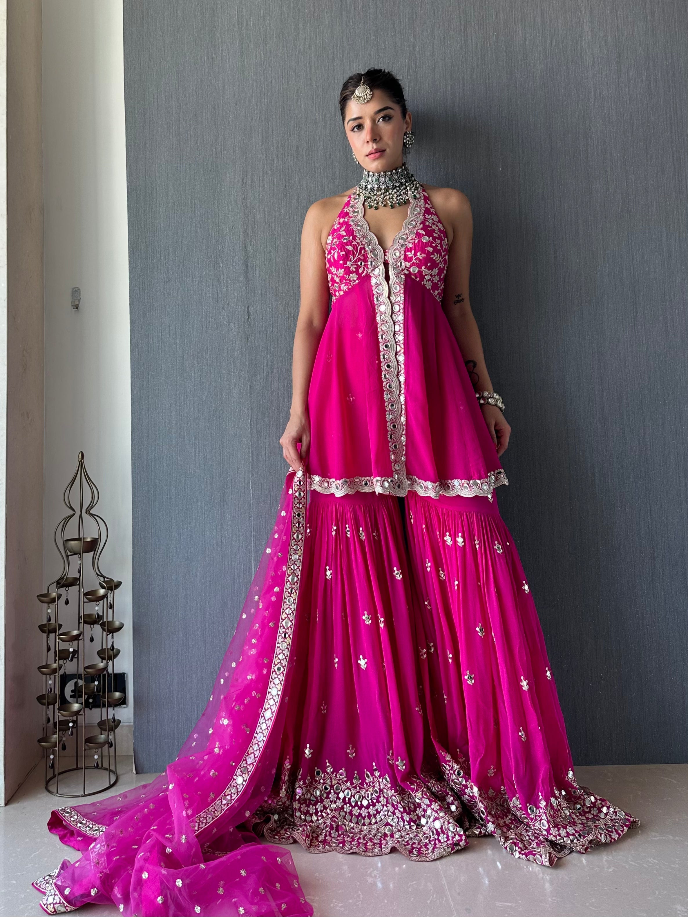 Eila Sharara Set Sukhmani Gambhir