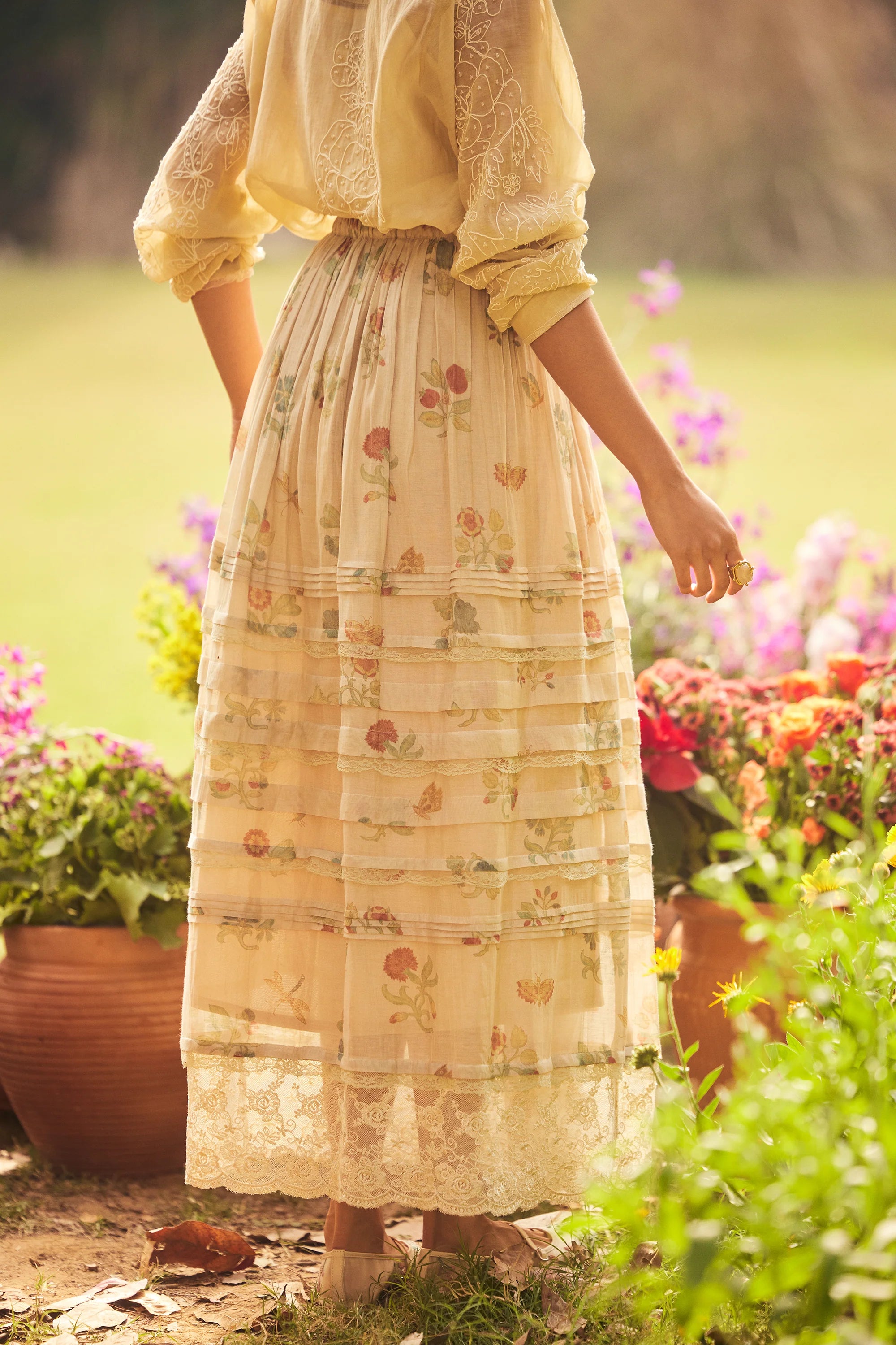 Cassandra Skirt Set – Ivory