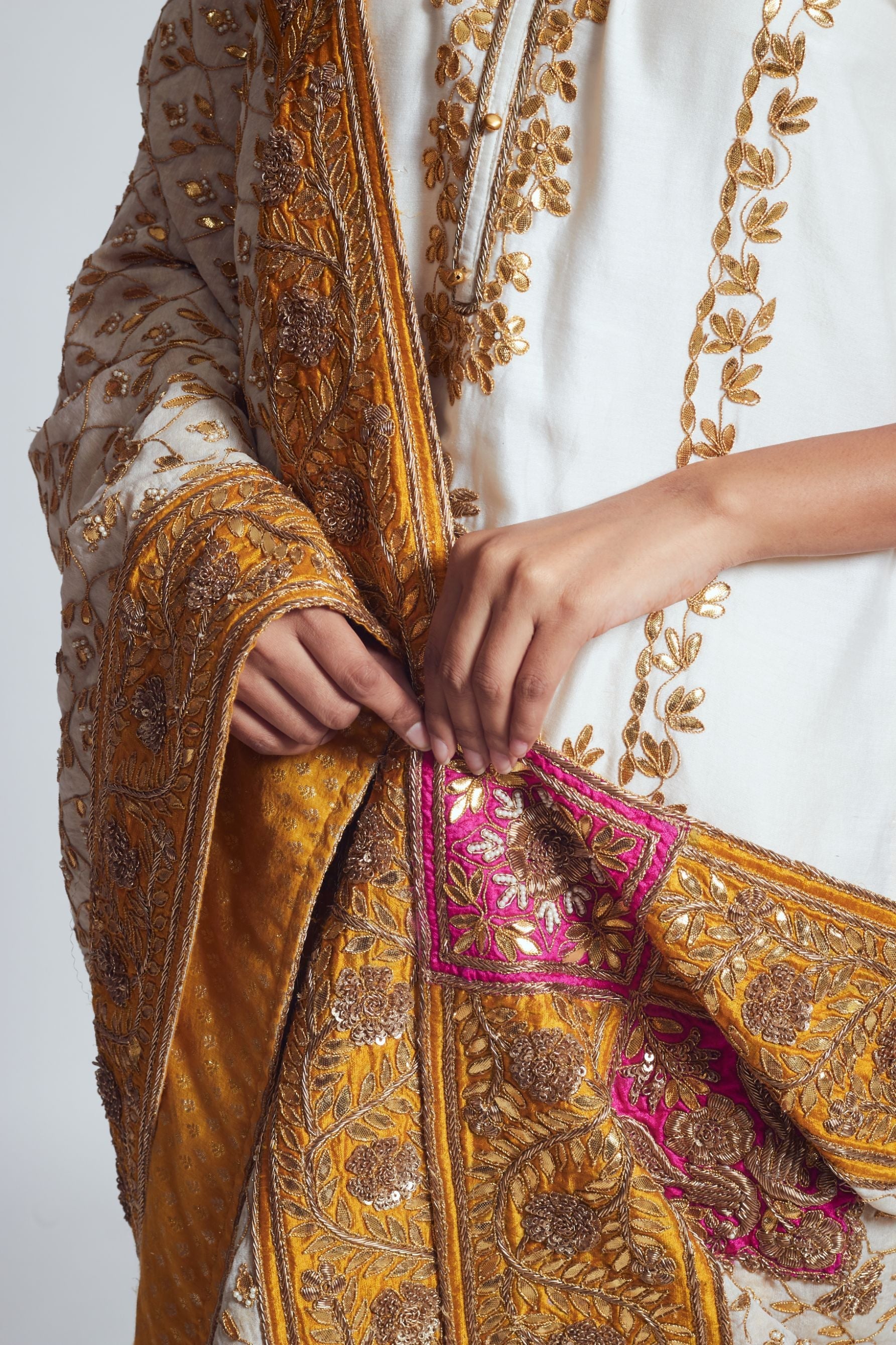 Syra- Daisy Ivory Gota Patti & Dabka Zardozi Work Kurta Garara