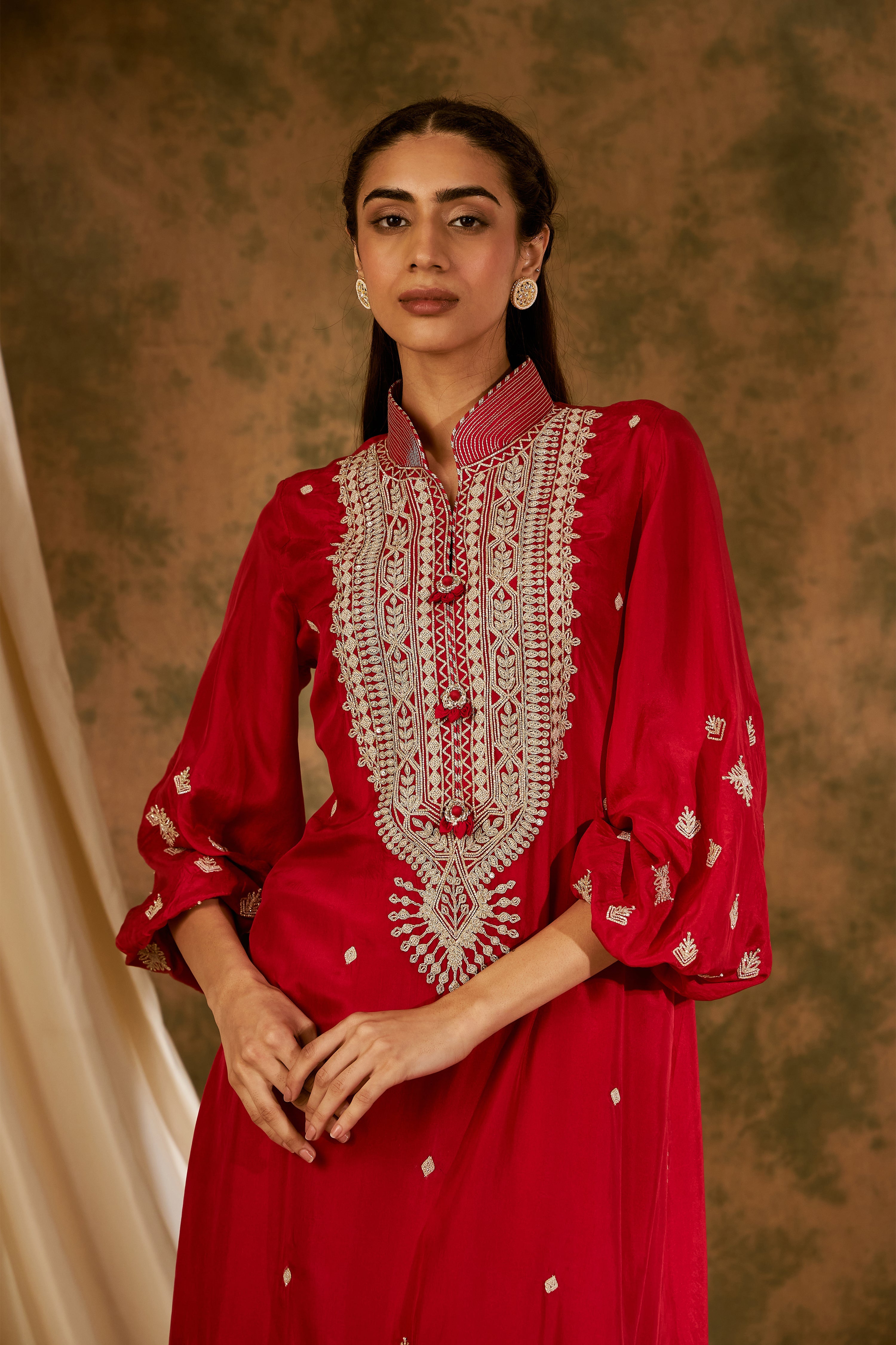 Nakshi Long Kurta With Balloon Sleeves & Straight Pants