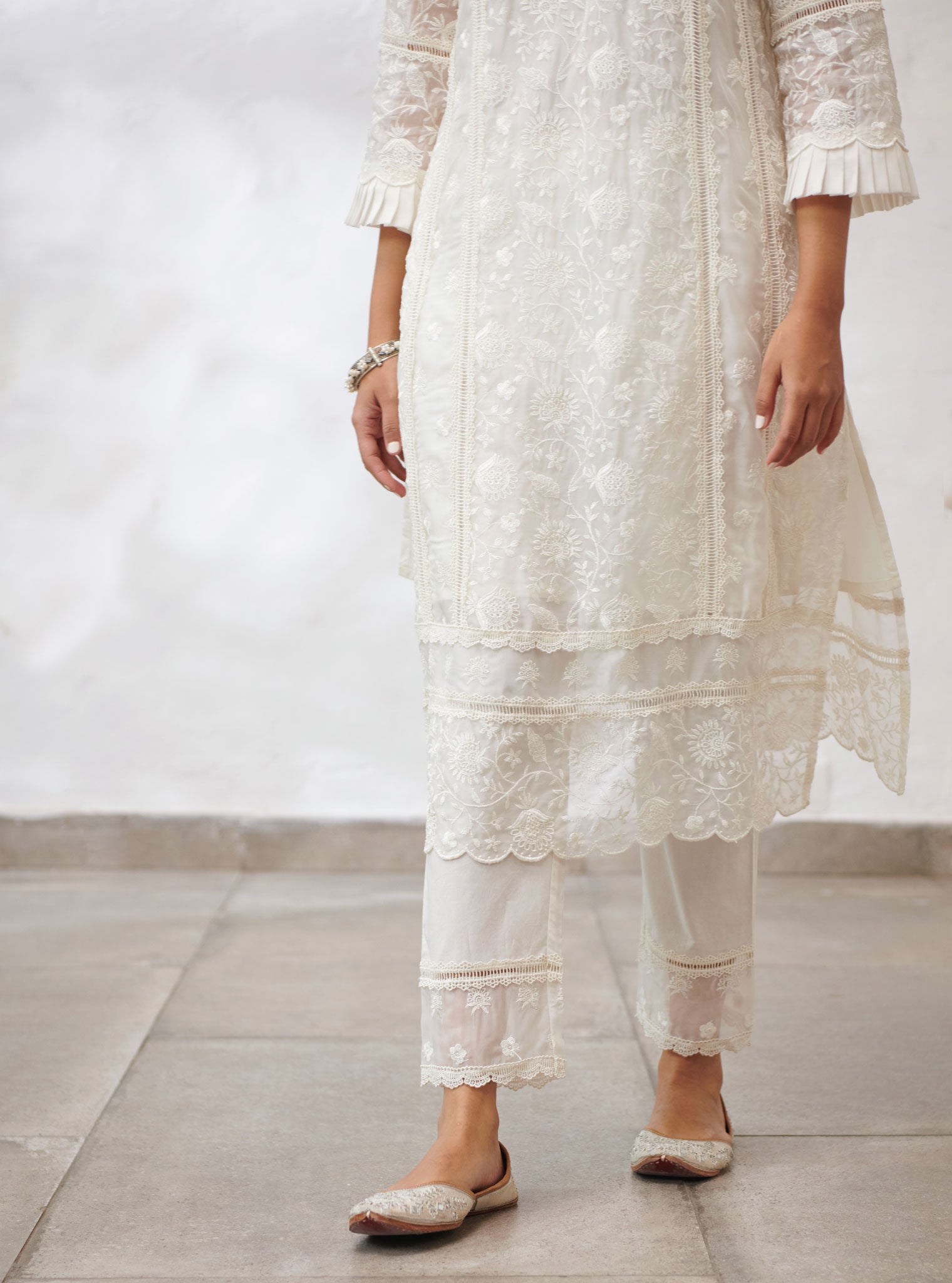 Mulmul Organza Dorset Off White Kurta With Cotton Dorset Off White Pant