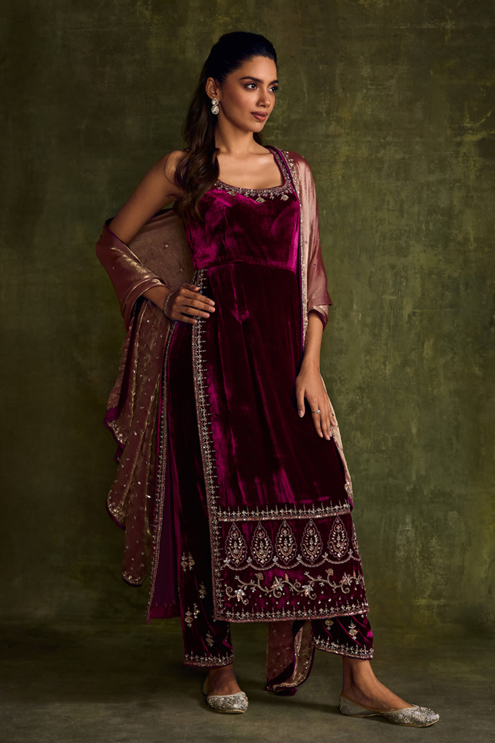 Mulberry Velvet High Slit Kurta And Pants Set