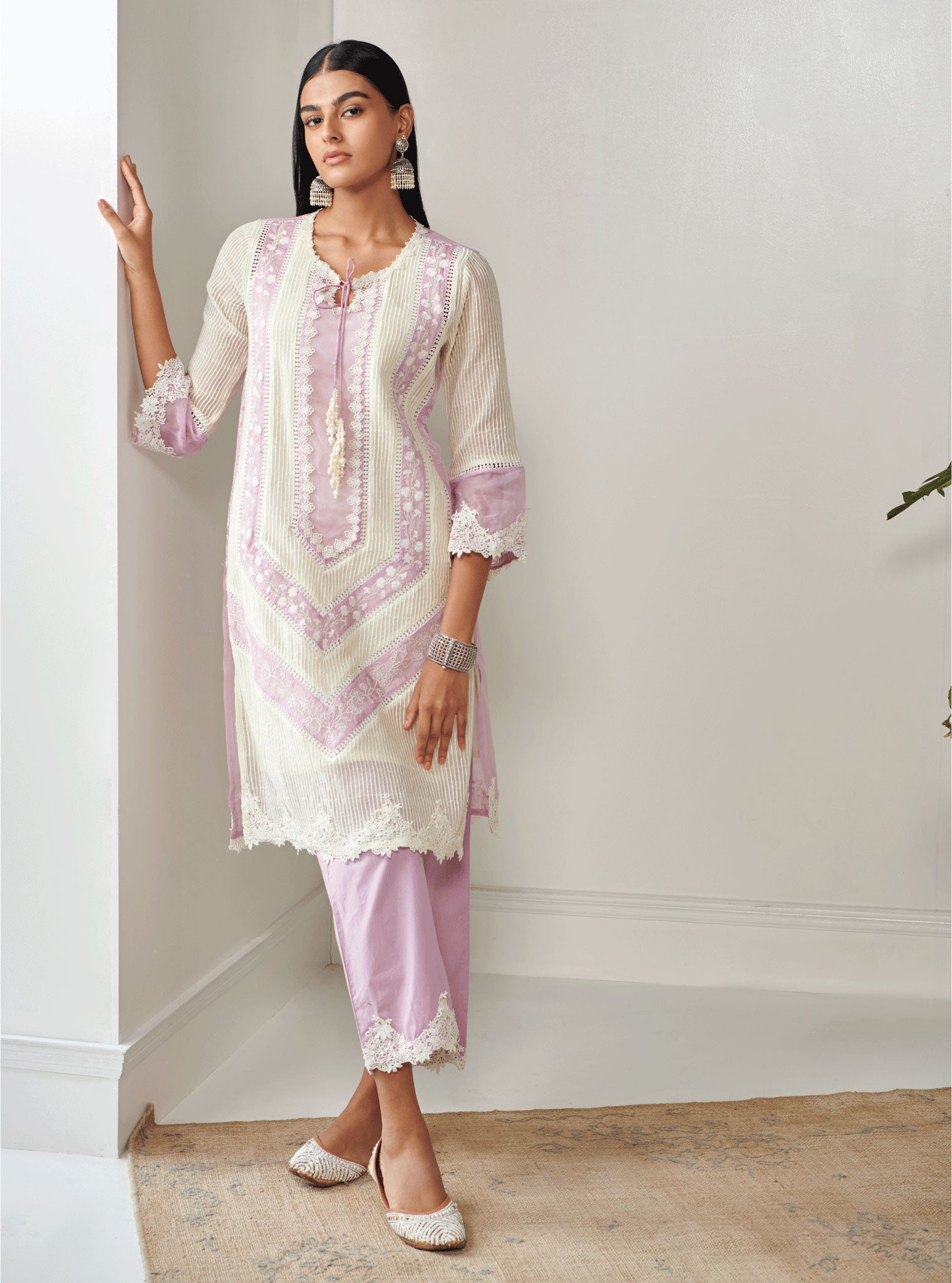 Mulmul Organza Gillian Lilac Kurta With Cotton Gillian Lilac Pant