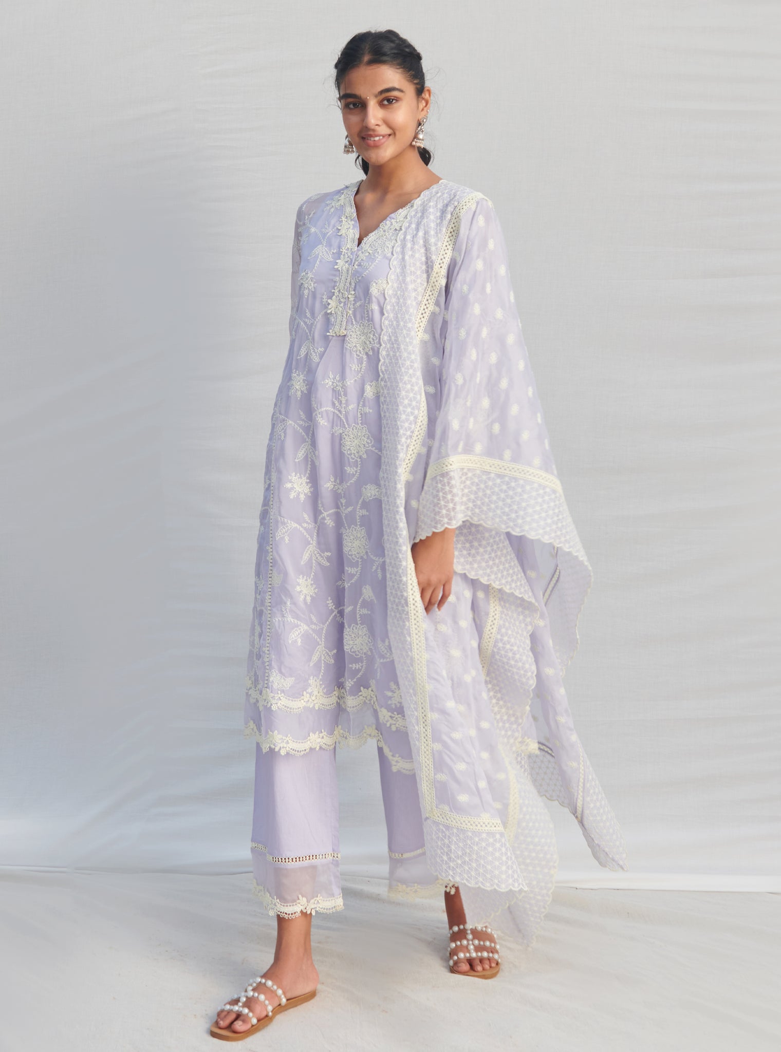 Mulmul Organza Alti Lilac Kurta With Mulmul Cotton Alti Lilac Pant