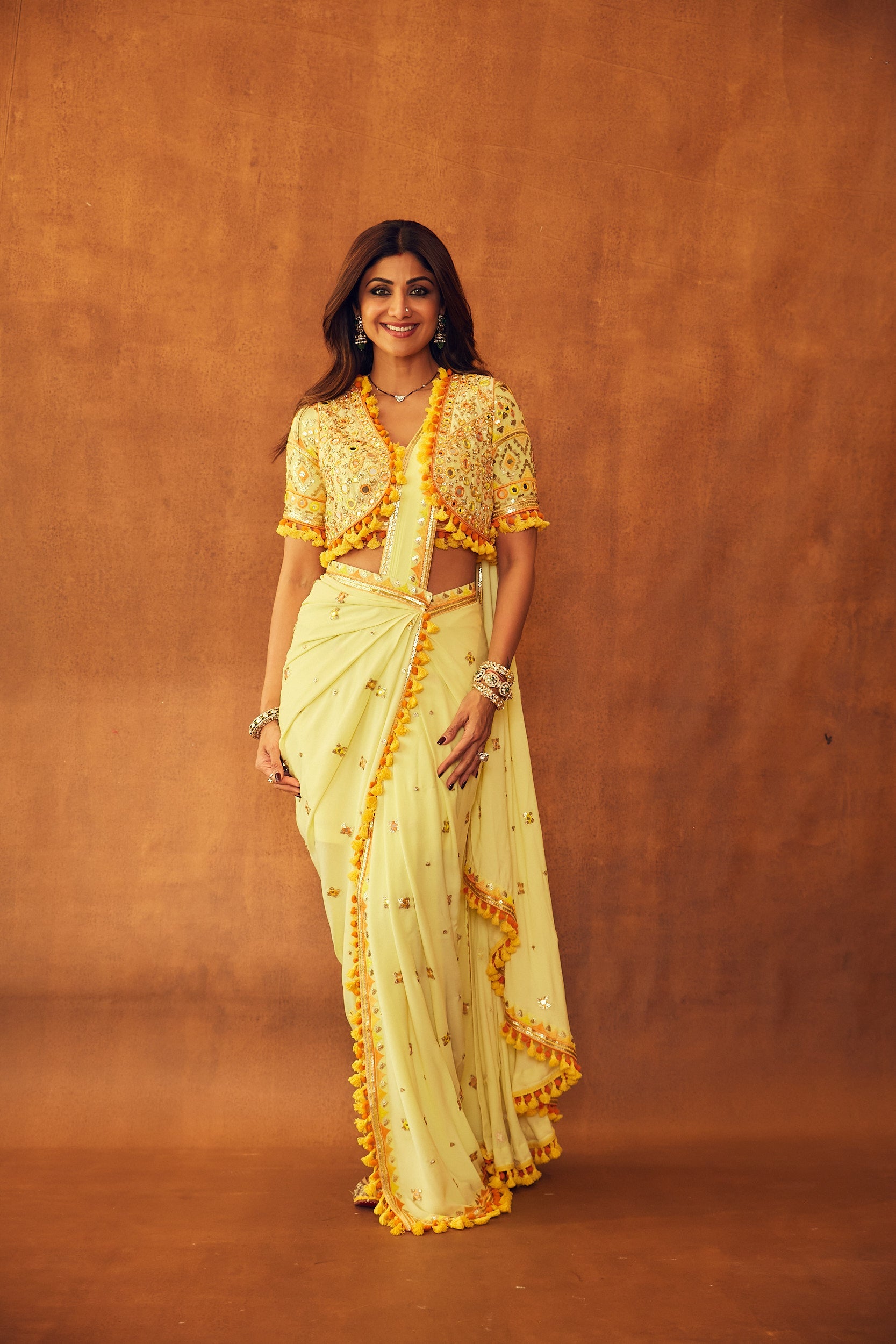 Shilpa Shetty Saree With Bandi