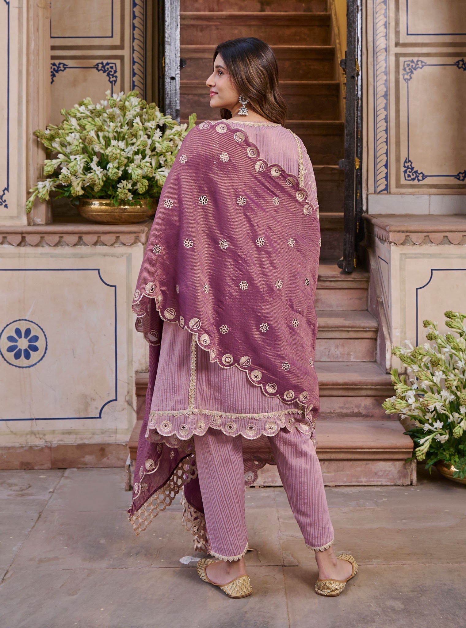 Mulmul Banarsi Magan Lilac Kurta With Mulmul Banarsi Magan Lilac Dhoti Pant